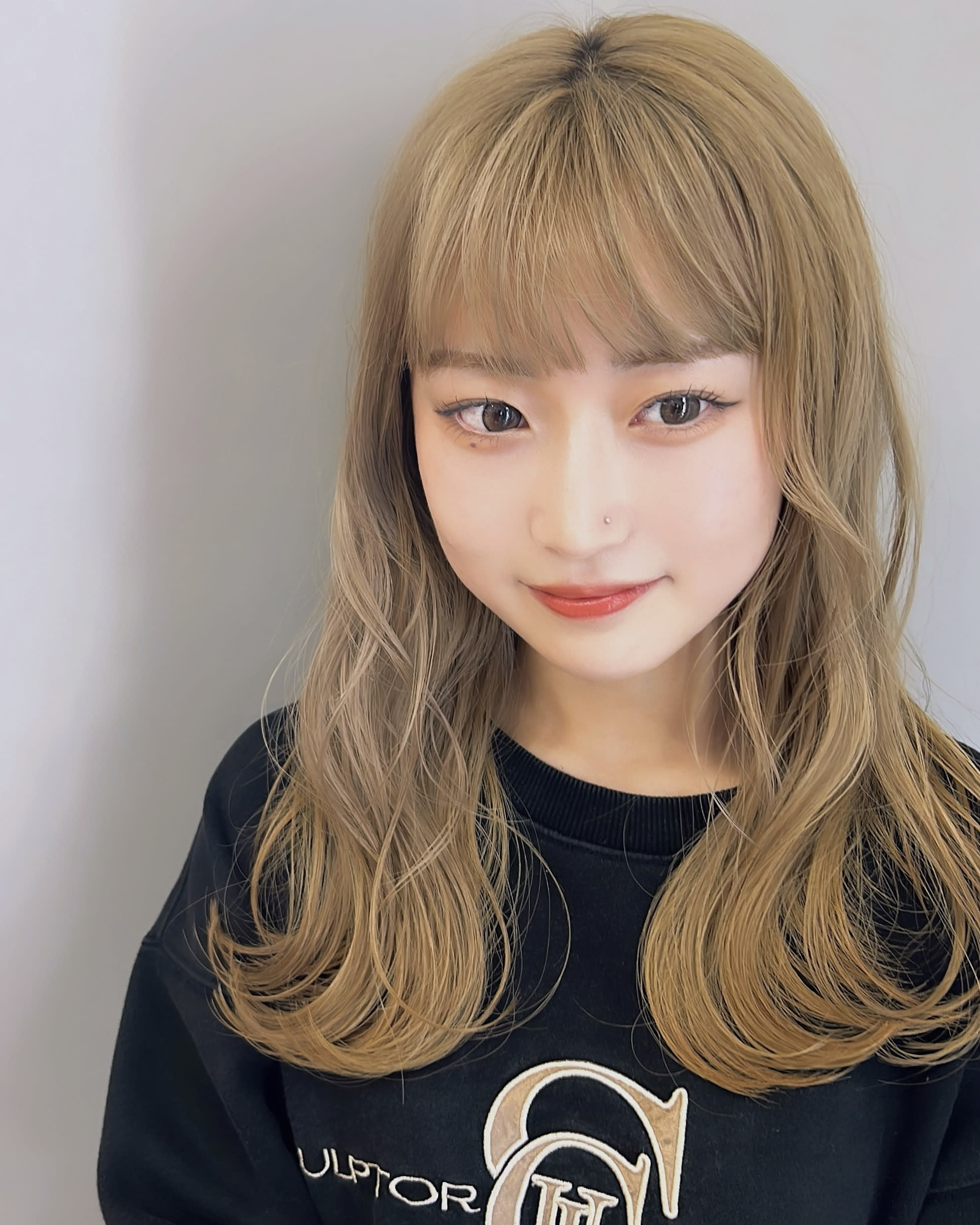 Crede hair's五日市店【クレーデヘアーズイツカイチテン】のスタイル紹介。こなれベージュカラー