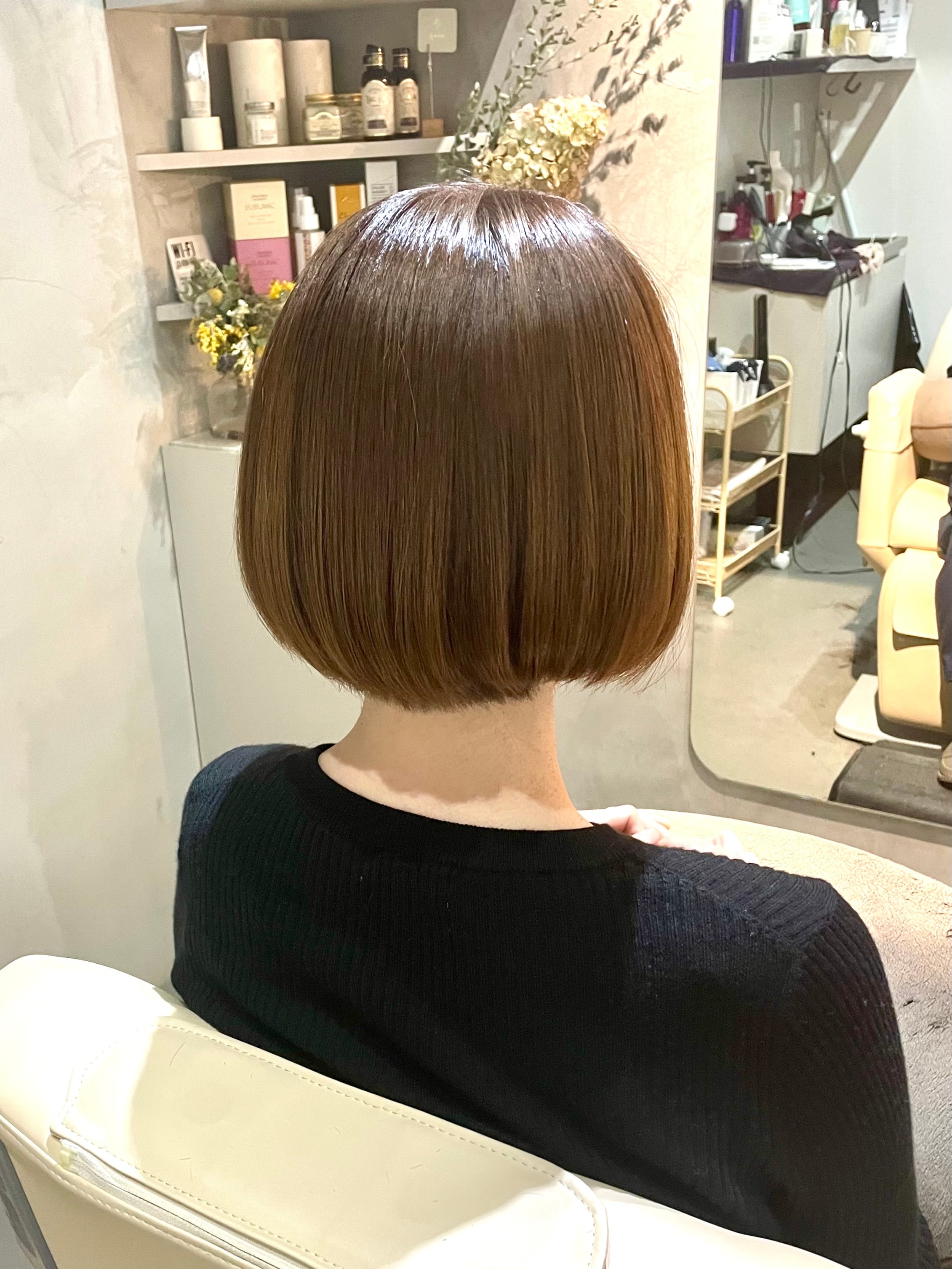 joie 銀座【ジョワ】【ジョワ ギンザ】のスタイル紹介。丸みのある大人ショートボブ　