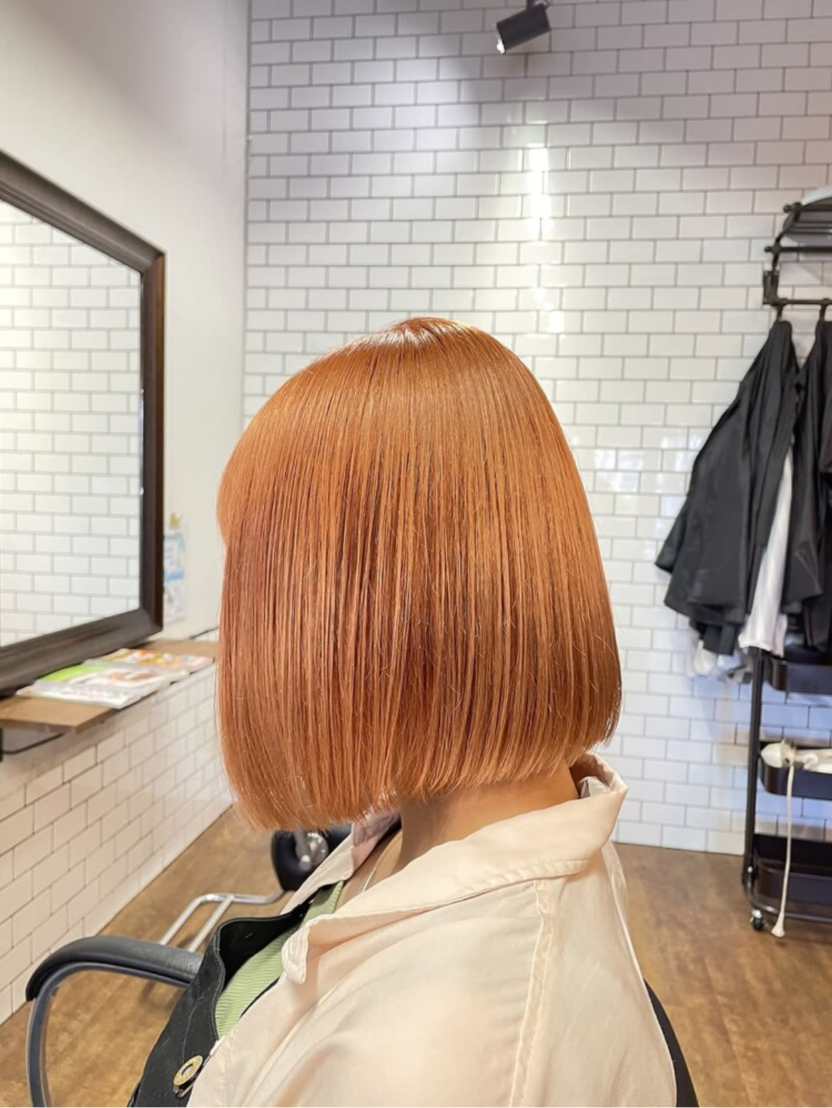 BARNEYS　HAIR【バーニーズヘアー】のスタイル紹介。オレンジカラー