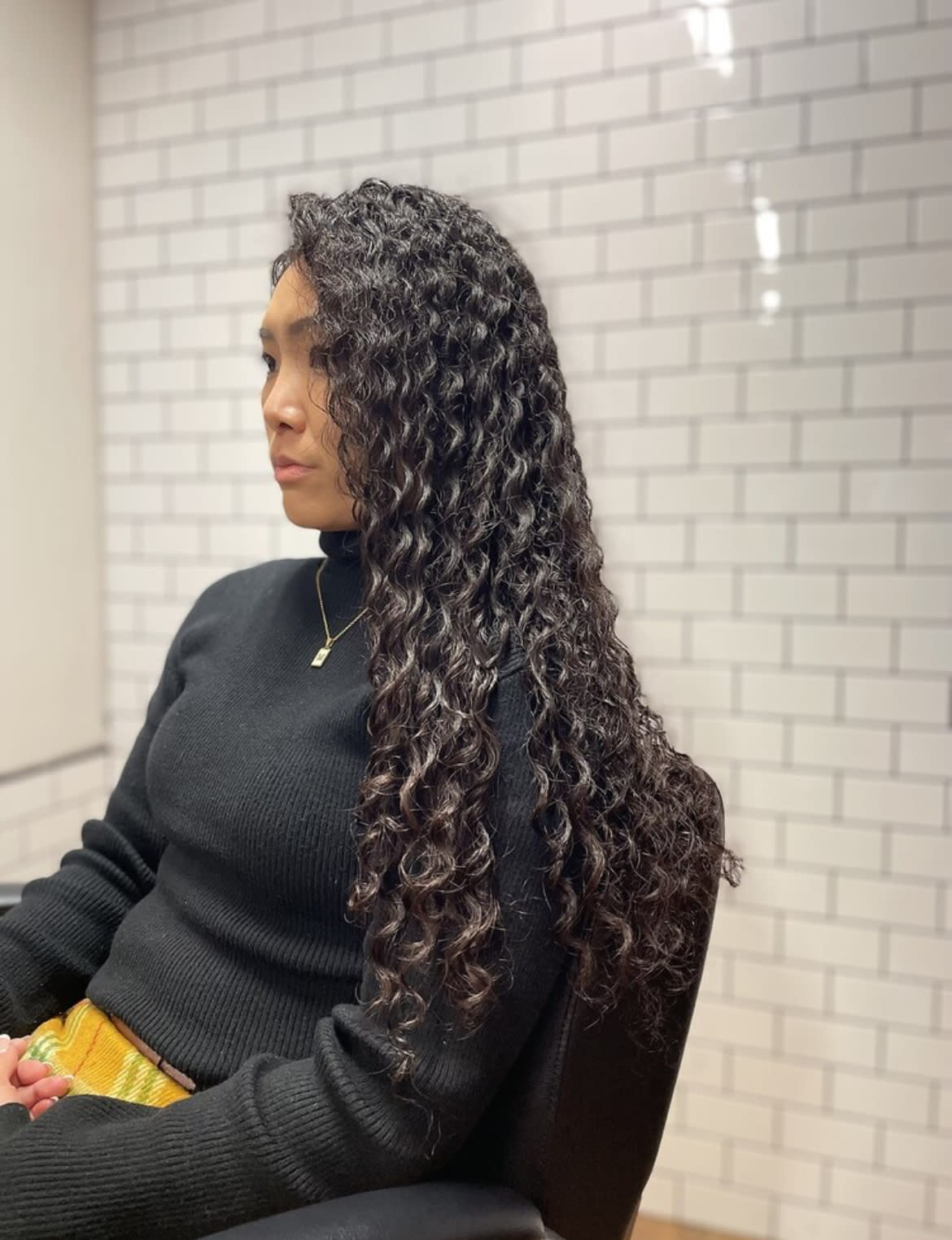 BARNEYS　HAIR【バーニーズヘアー】のスタイル紹介。レディーススパイラル