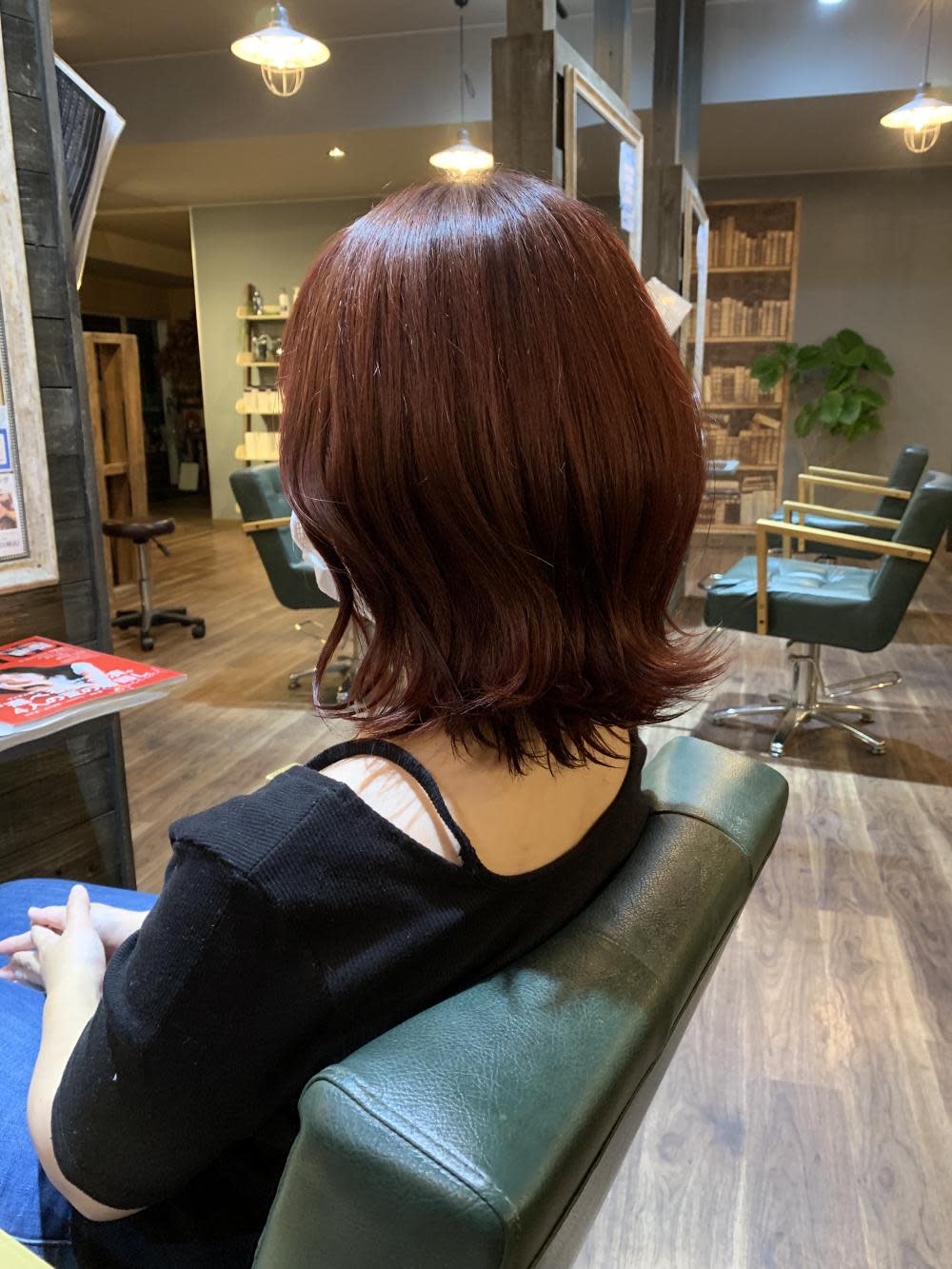 Hair design D. 【ヘアーデザイン ディードット】【ヘアーデザイン ディードット】のスタイル紹介。チェリーピンク