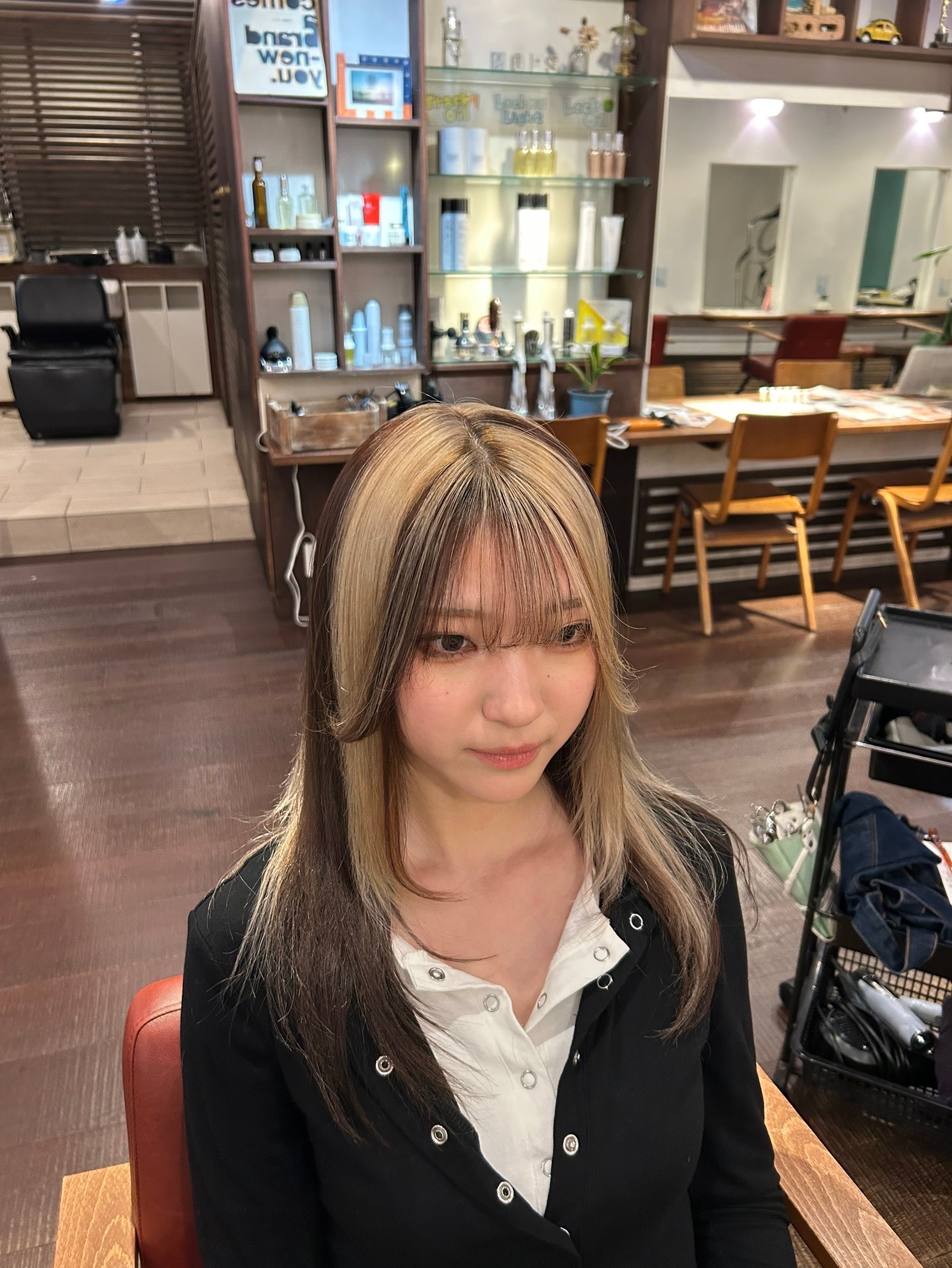 MOPS 金沢文庫店【モップス カナザワブンコテン】のスタイル紹介。デザインカラー