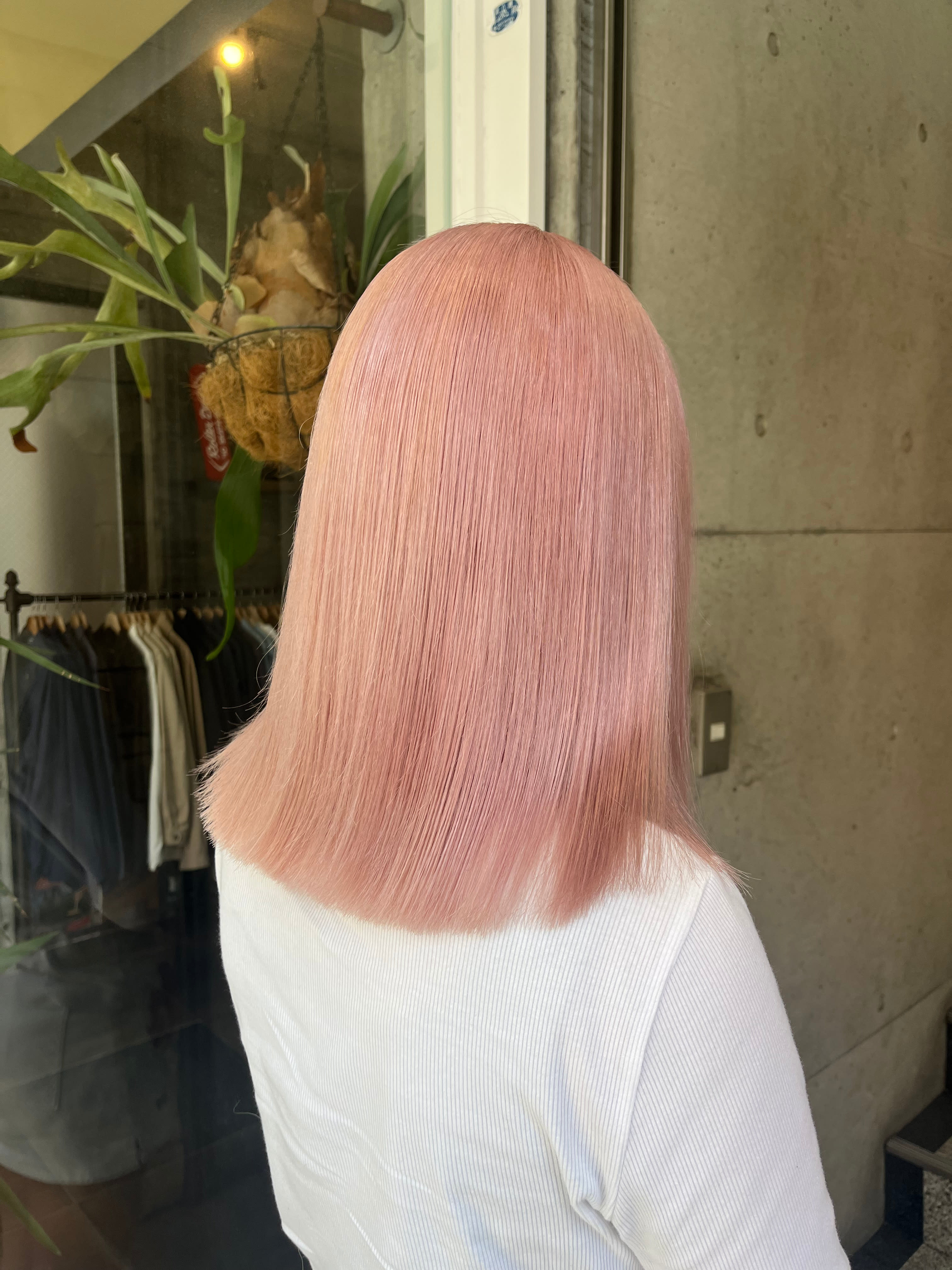 エクステ・ブリーチ・髪質改善・縮毛矯正専門店 EDeN MAeD 天神店【エクステ ブリーチ カミシツカイゼン シュクモウキョウセイセンモンテン エデンメイド テンジンテン】のスタイル紹介。ホワイトピンク