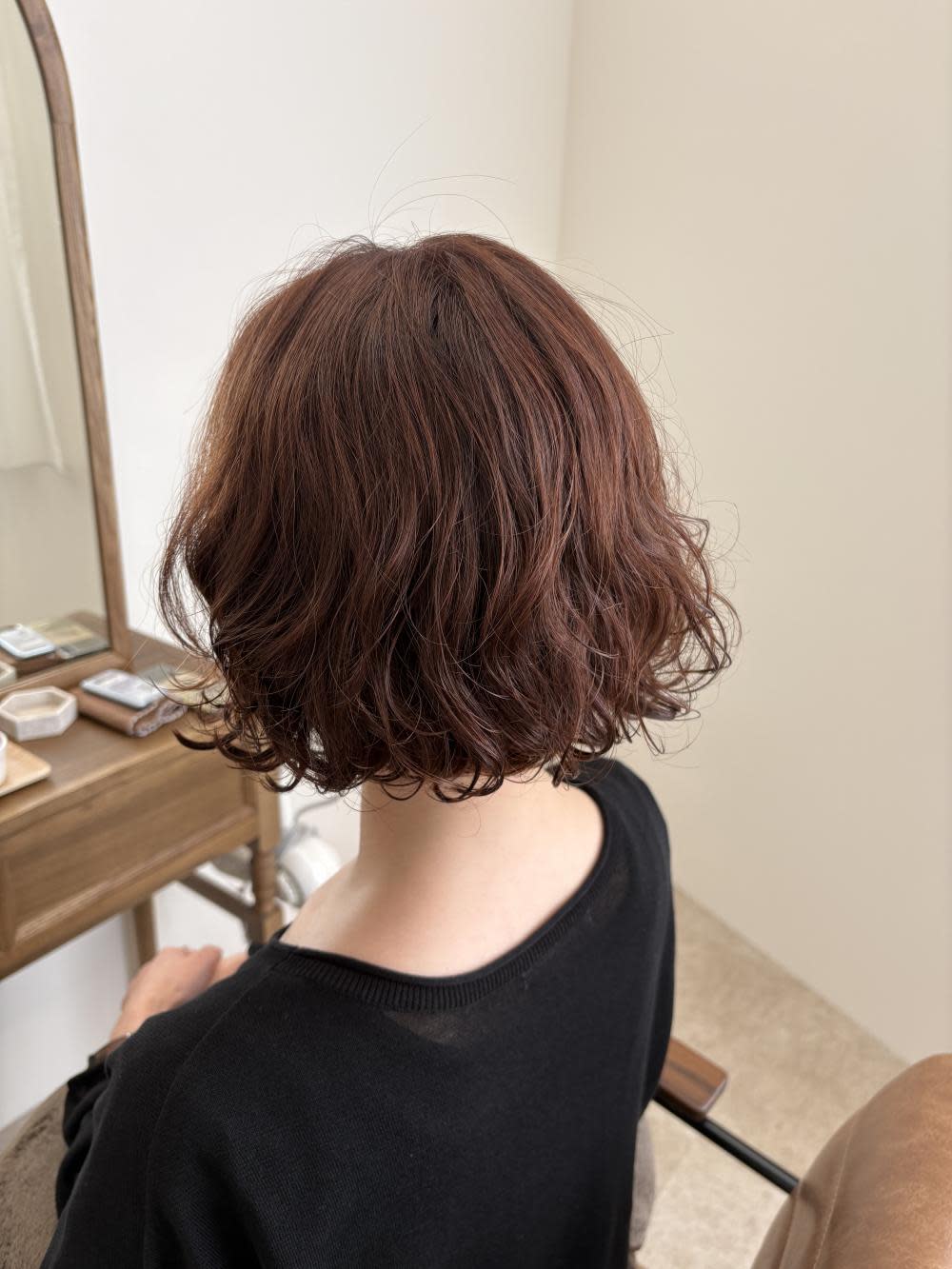 半個室型美容室 Sourire 野芥店【ハンコシツガタビヨウシツ スーリール ノケテン】のスタイル紹介。ボブパーマ