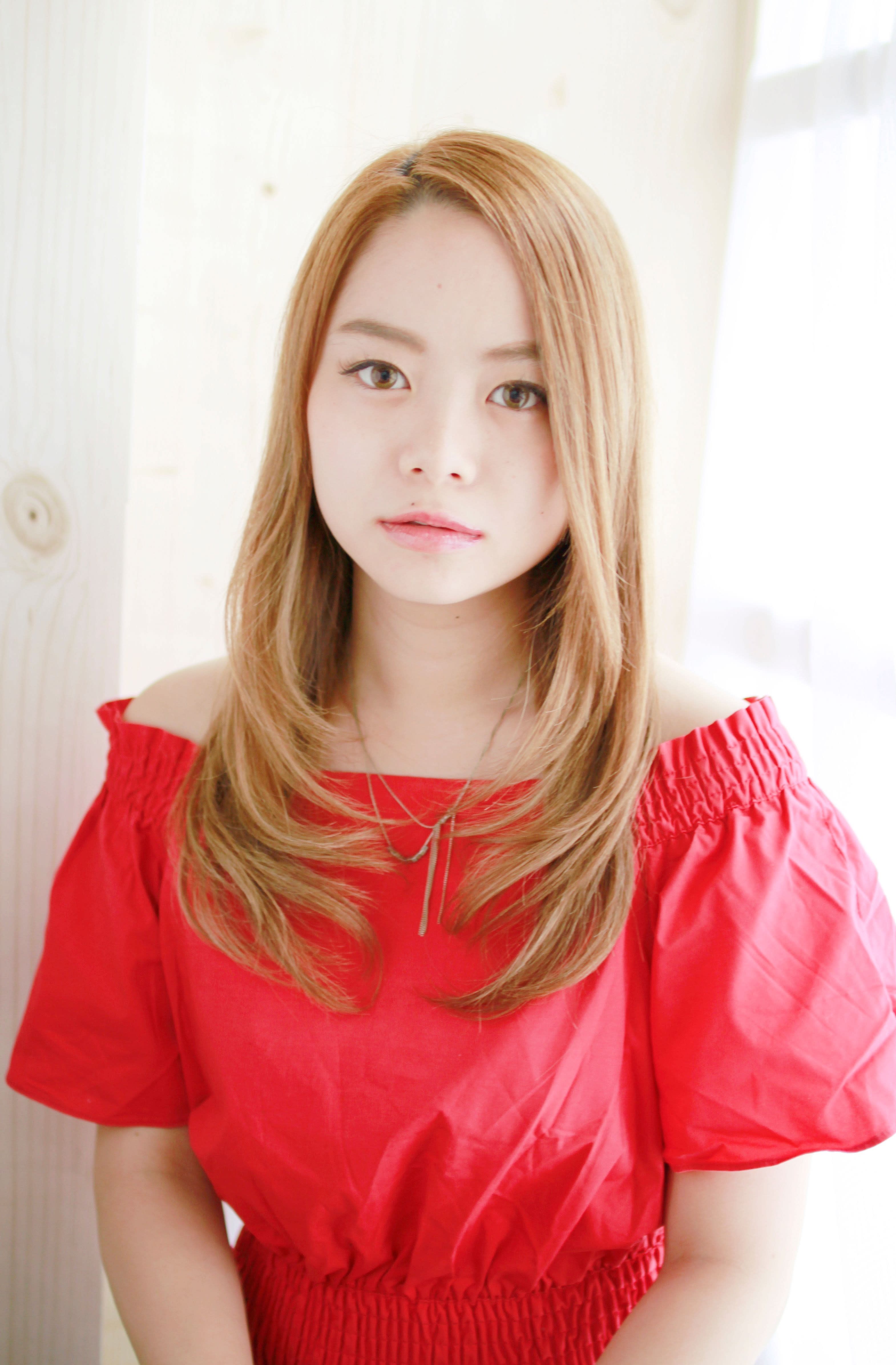 髪質改善 個室サロン Linoa【リノア】西梅田 福島 美容室【カミシツカイゼンコシツサロンリノアニシウメダフクシマビヨウシツ】のスタイル紹介。前上がり軽ロング