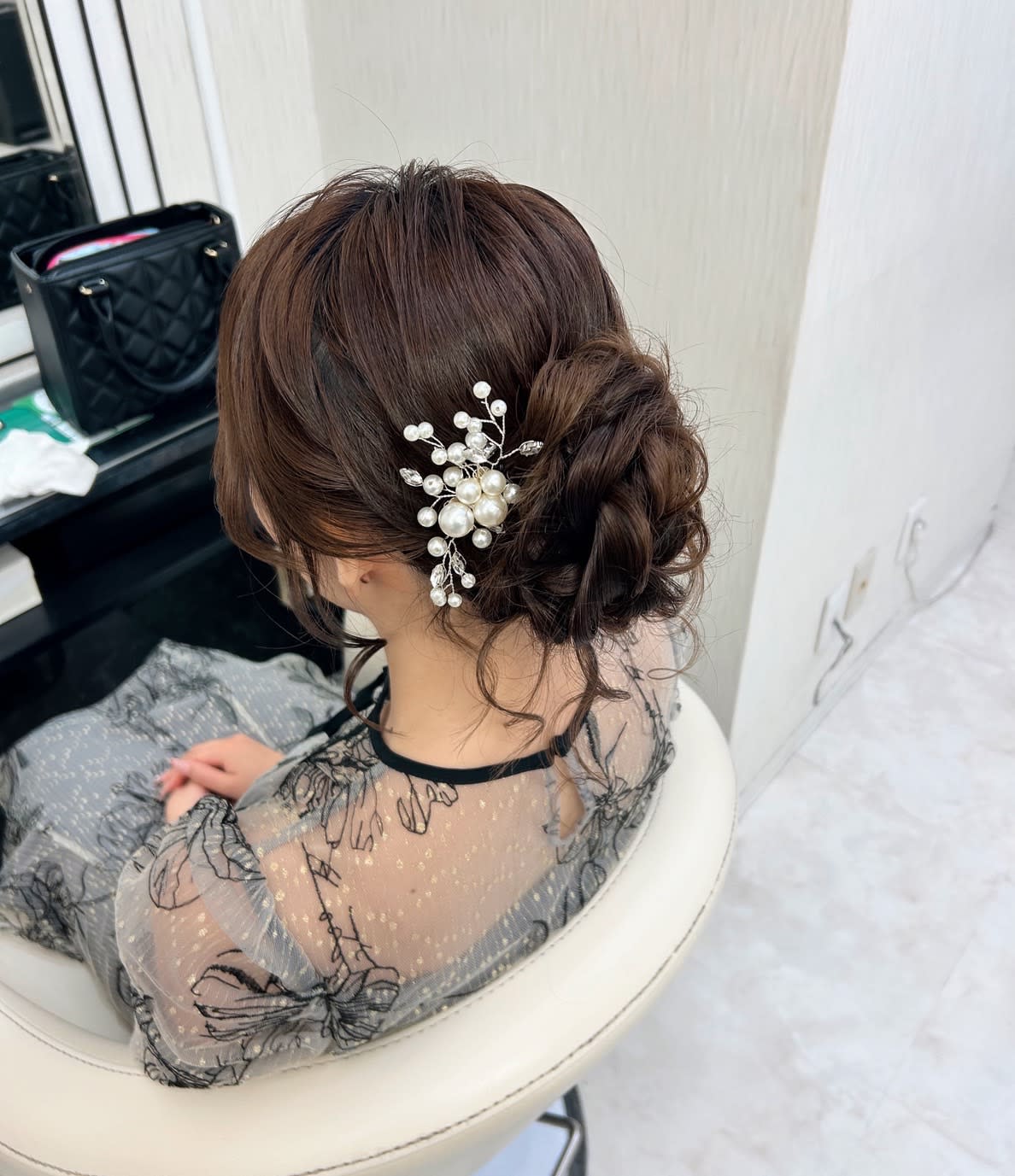 BELLEGROW【ベルグロー】のスタイル紹介。お呼ばれスタイル！ローシニヨン