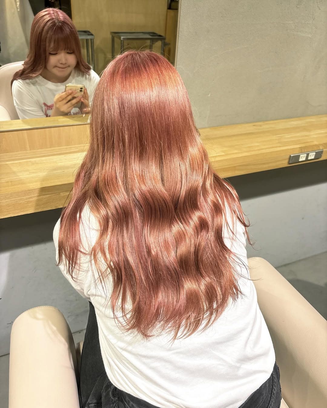 Asheoleng【アッシェオレン】のスタイル紹介。ピンク髪×ツヤUPトリートメント