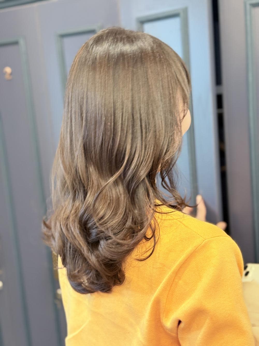 hair Dr.VEGA【ヘアドクターベガ】のスタイル紹介。オリーブグレージュ