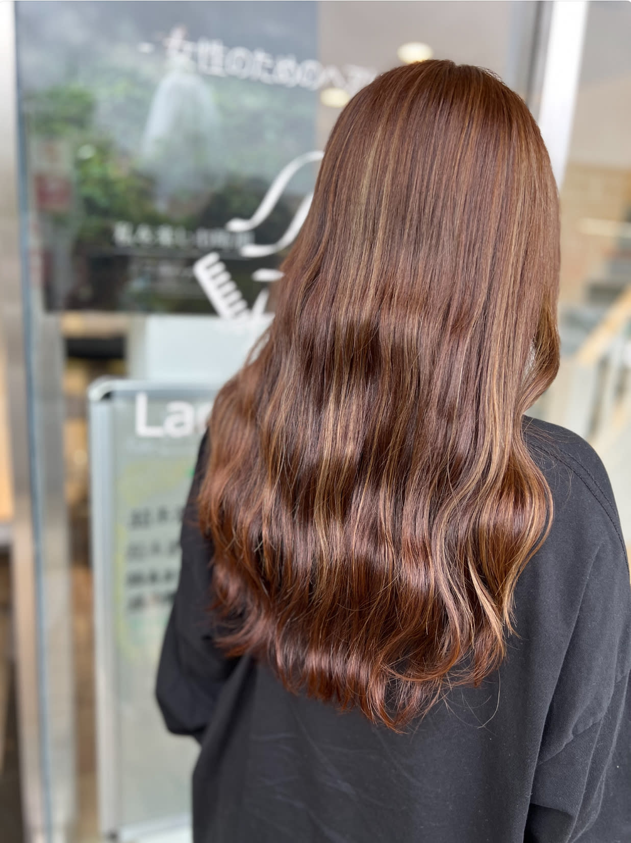 Bio-Top NISSHIN【ビオ トープ ニッシン】のスタイル紹介。ハイライトカラー/イルミナカラー/アッシュベージュ