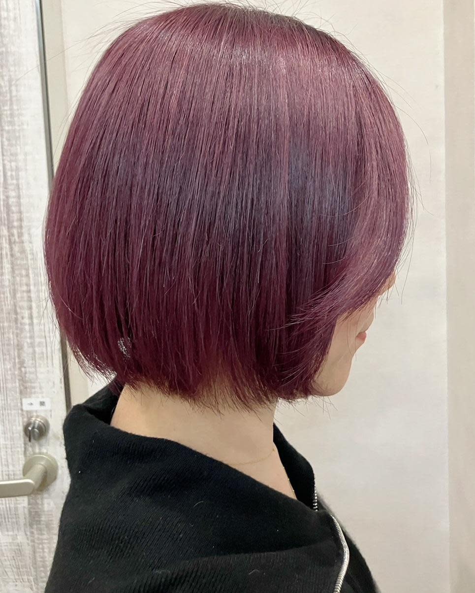 Liens de HELME（エルメ）なんばマルイ【エルメナンバマルイ】のスタイル紹介。#ボルドールビー,#ハニボブ,#マッシュラインカール