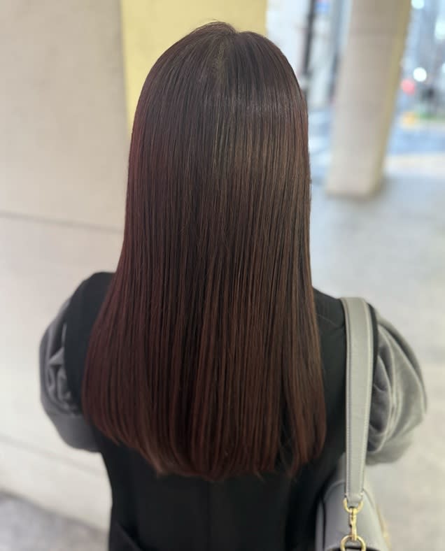 neu【ノイ】スマートサロン【ノイ】のスタイル紹介。【かいせい】大人かわいい透明感ストレート