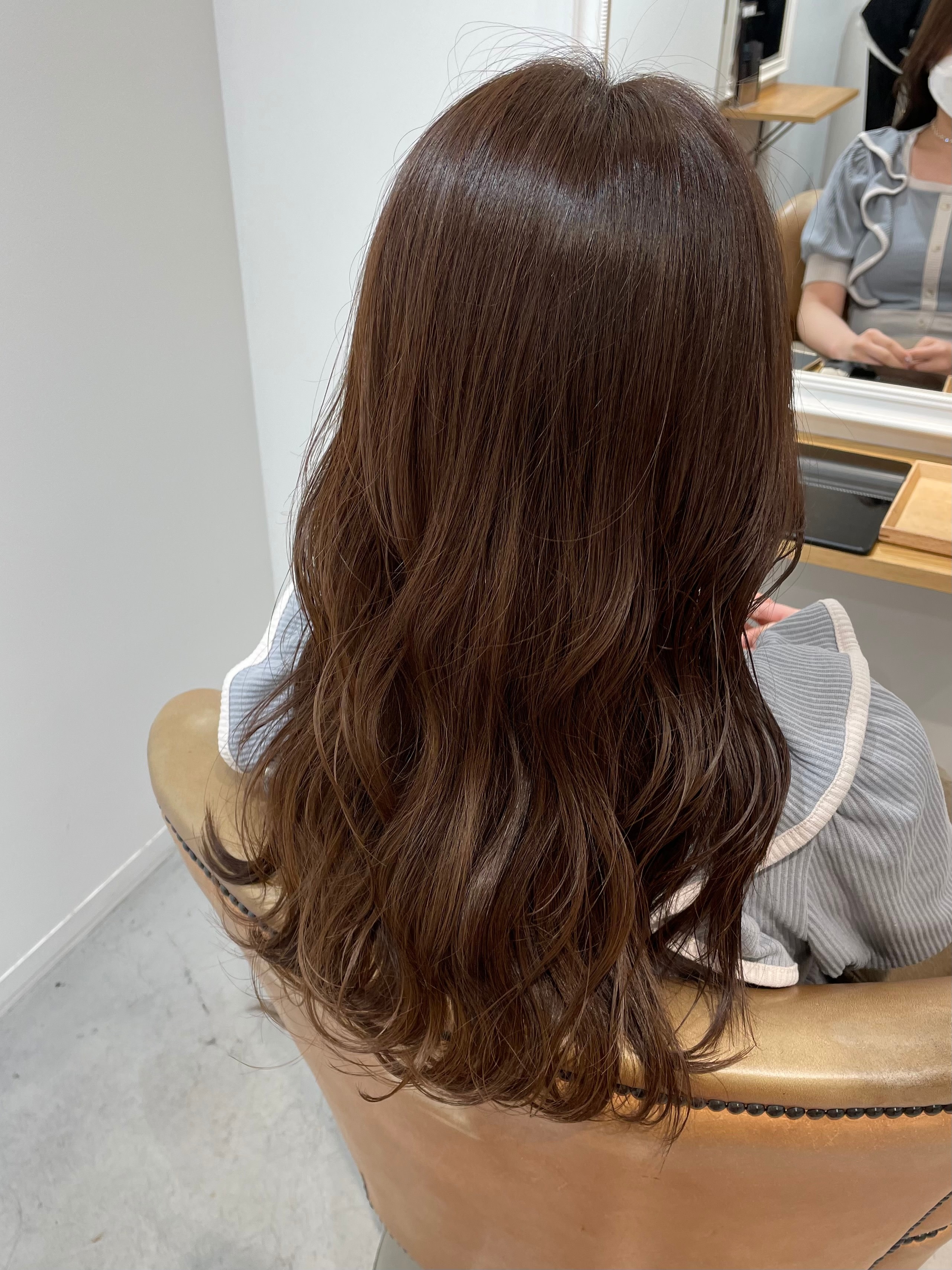 トリート ヘアデザイン八千代緑が丘【トリート ヘアデザインヤチヨミドリガオカ】のスタイル紹介。アッシュブラウン×ロング