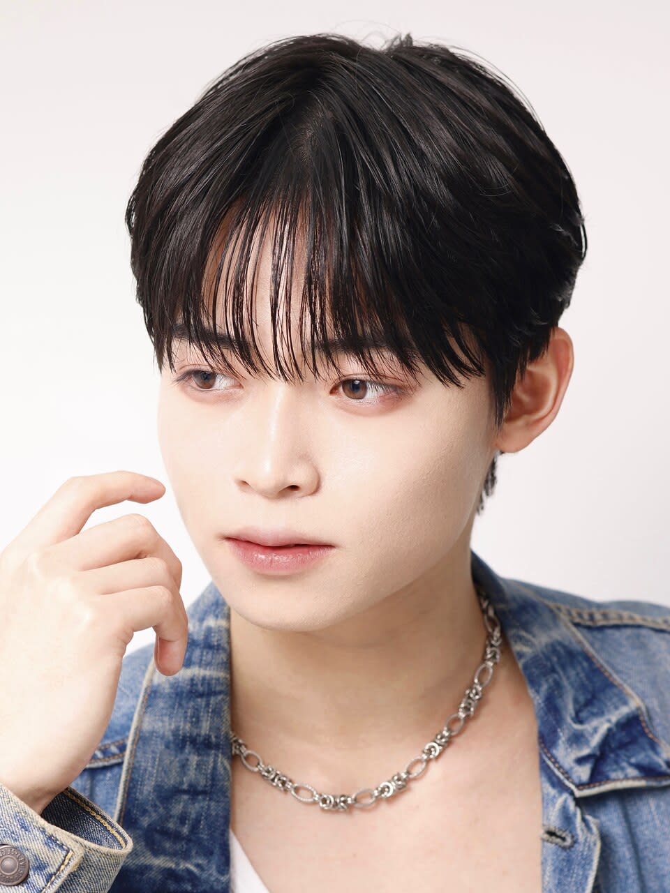 LIPPS hair 表参道【リップスヘアー】【リップスヘアー オモテサンドウ】のスタイル紹介。ダウンパーマで作る【韓国ヘア】コンパクトシースルーマッシュ