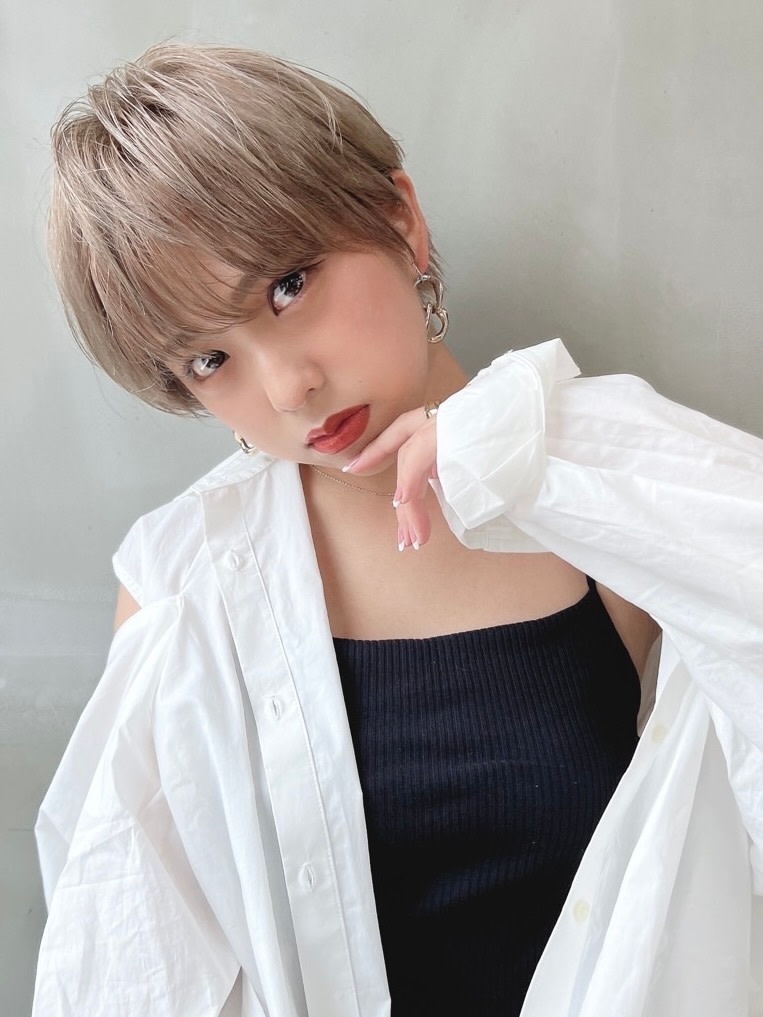 SOURCE 枚方【ソース ヒラカタ】のスタイル紹介。【SOURCE】小顔マッシュショート