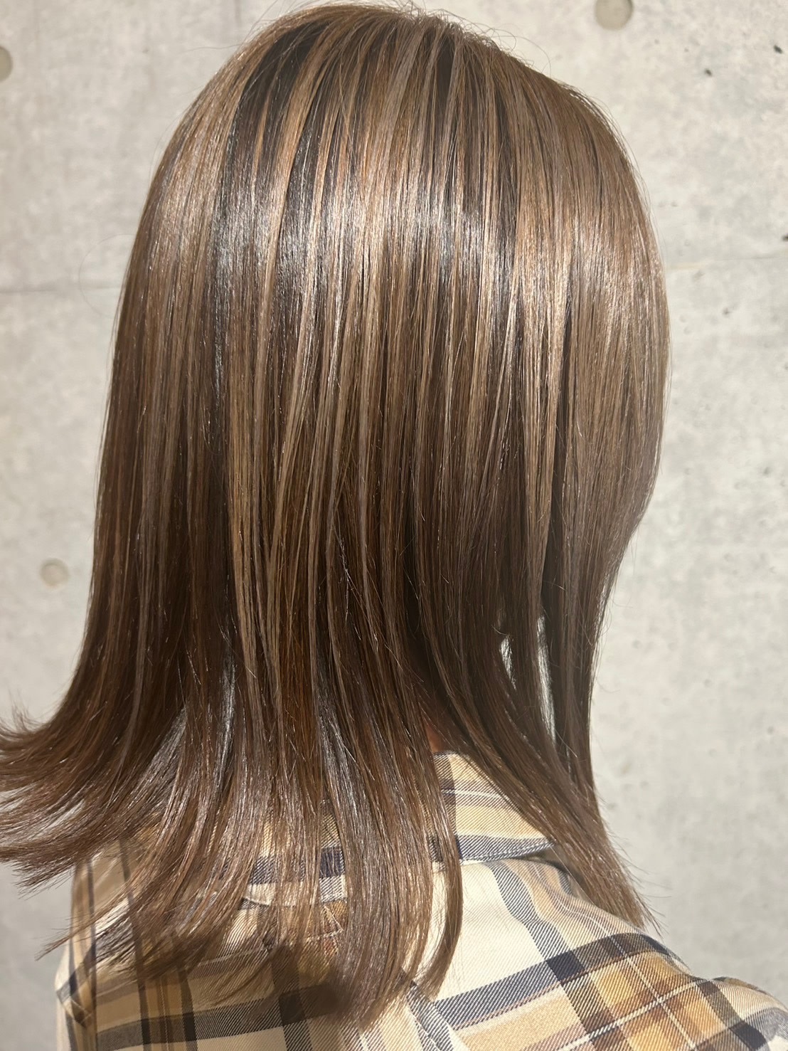 vi camino hair&eyelash【ヴィ カミノ ヘアアンドアイラッシュ】のスタイル紹介。アンブレラカラー