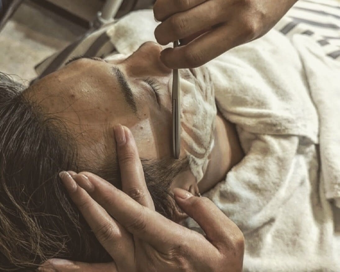 Tokyo Barber VASH 北千住店【トウキョウバーバーヴァッシュキタセンジュテン】のスタイル紹介。顔そりメニュー