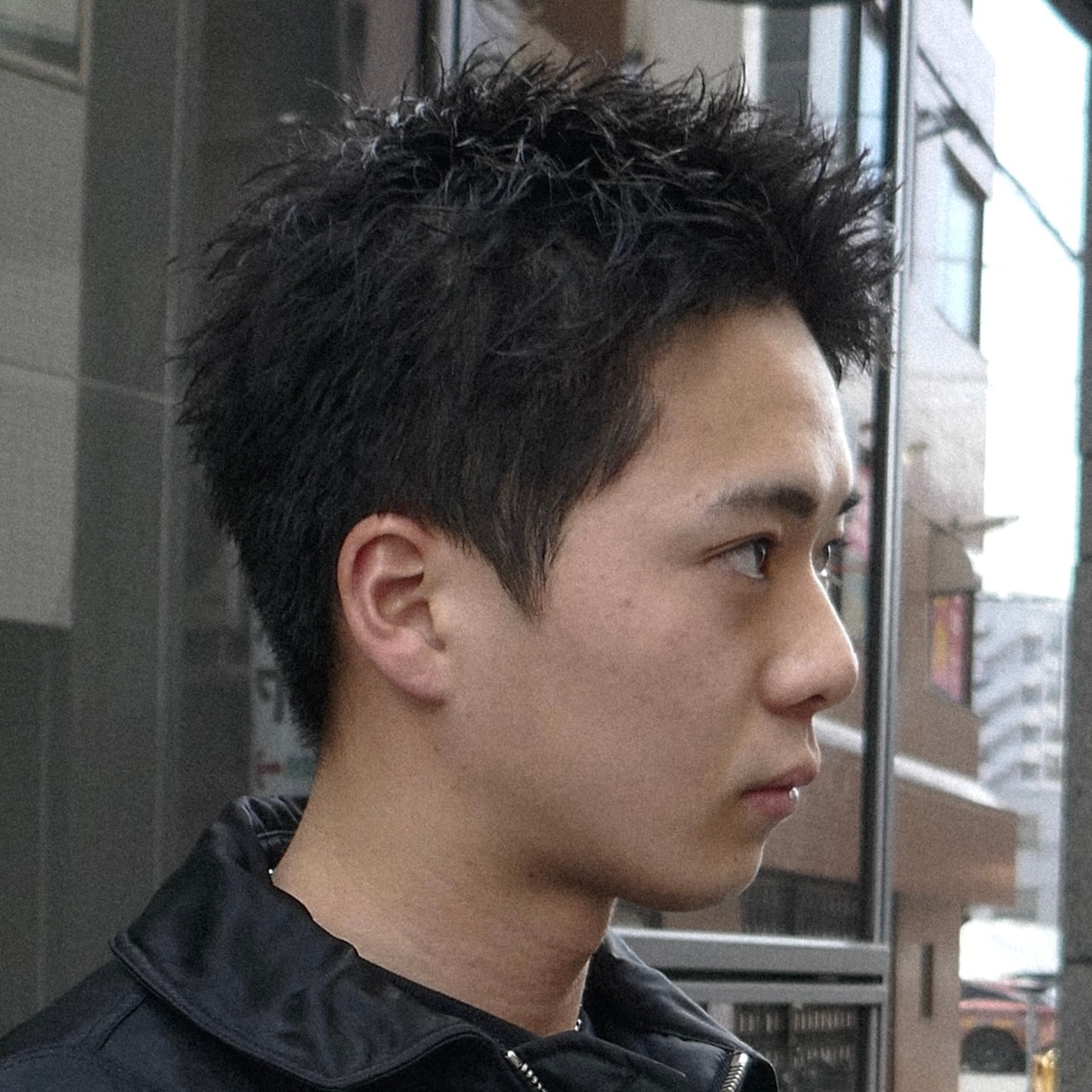 LOUWE by fifth立川北口［メンズサロン]【ローウェ バイ フィフス タチカワキタグチ】のスタイル紹介。スパイキーショート