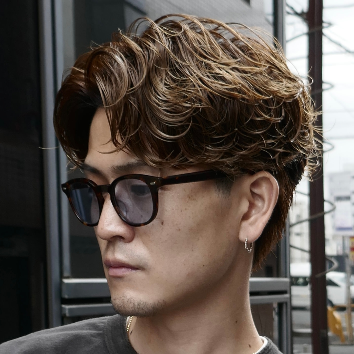 LOUWE by fifth立川北口［メンズサロン]【ローウェ バイ フィフス タチカワキタグチ】のスタイル紹介。フェザーパーマ