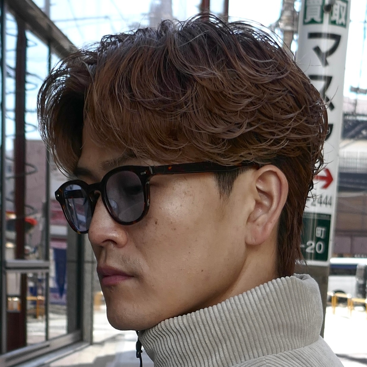 LOUWE by fifth立川北口［メンズサロン]【ローウェ バイ フィフス タチカワキタグチ】のスタイル紹介。フェザーパーマ