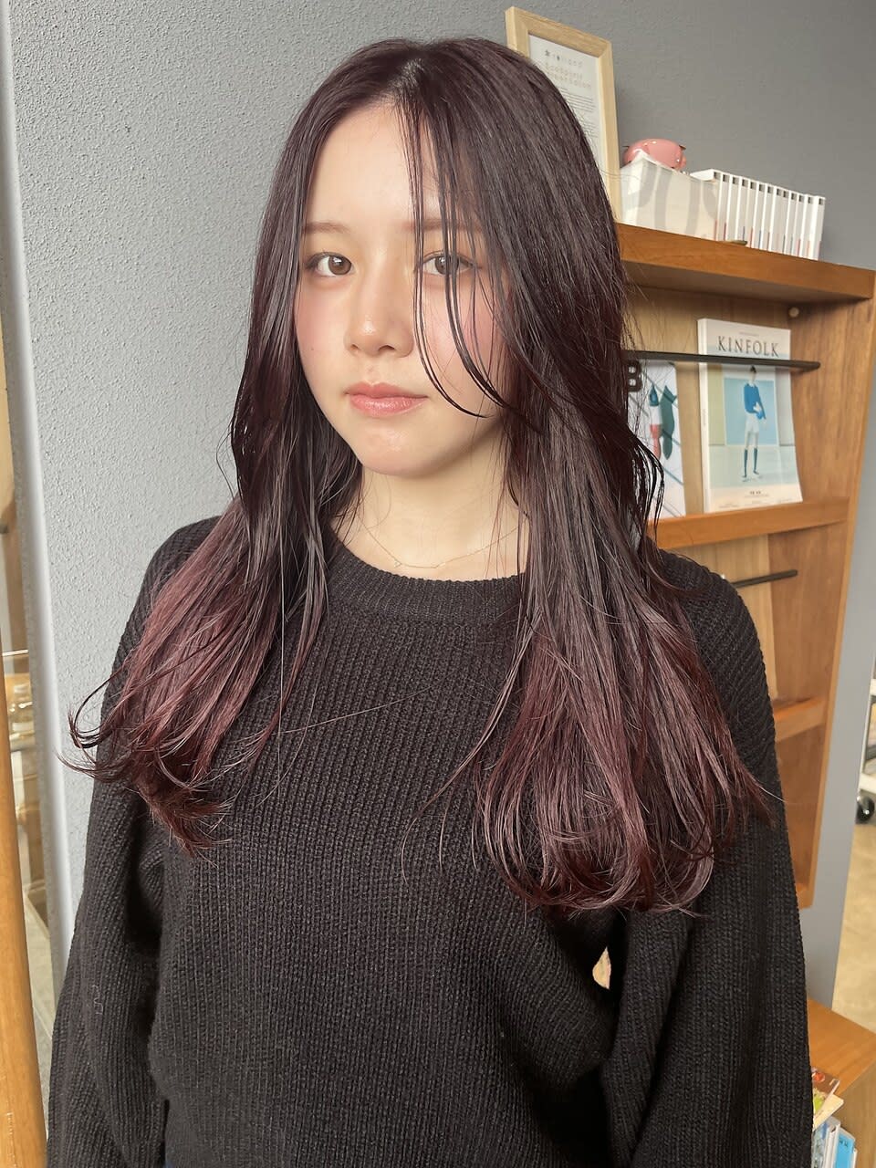 duft.【ドゥフト】のスタイル紹介。ぷつっと艶感ロングヘア