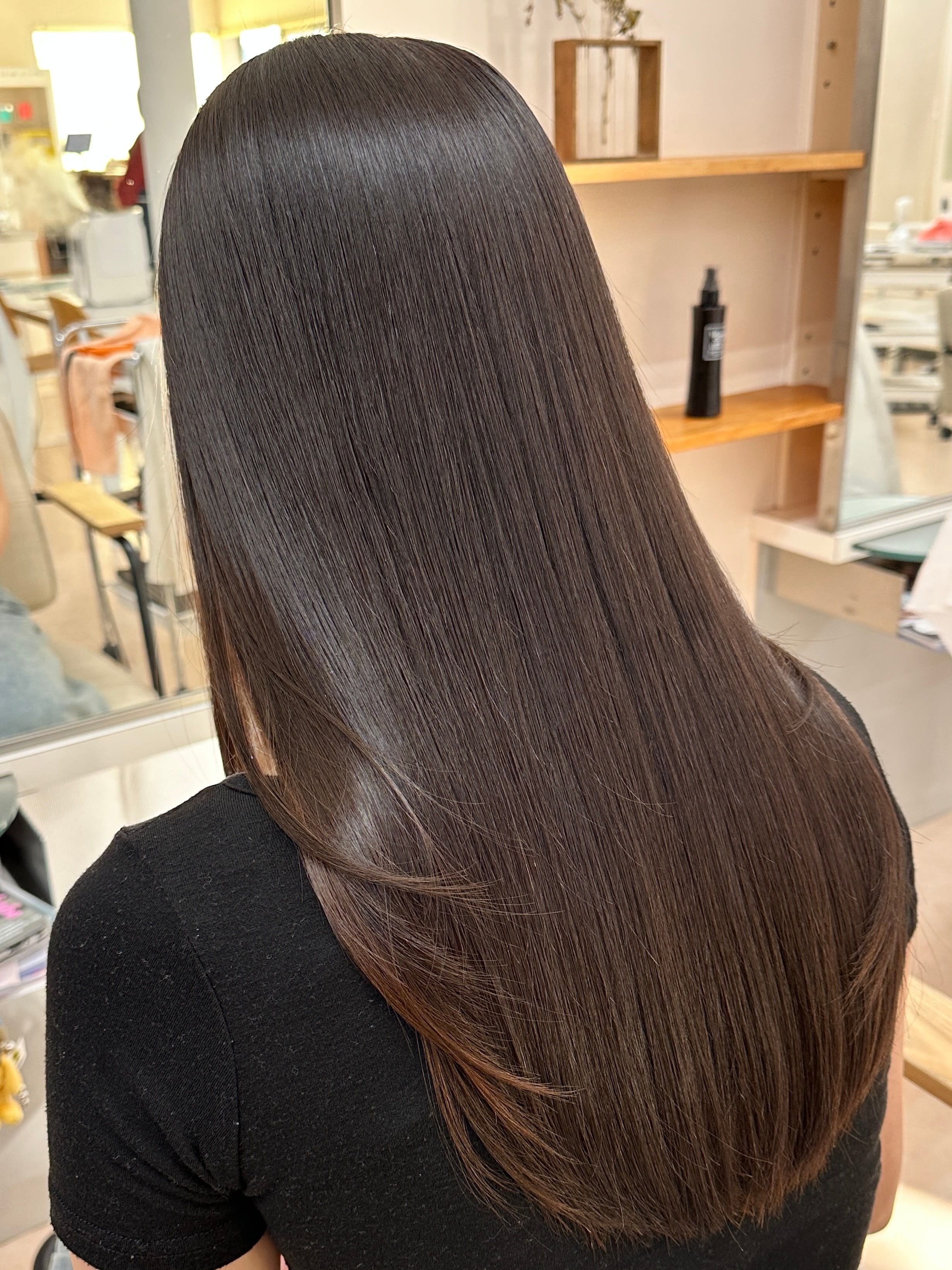 HAIR SILVA【ヘアシルバ】のスタイル紹介。ツヤロング