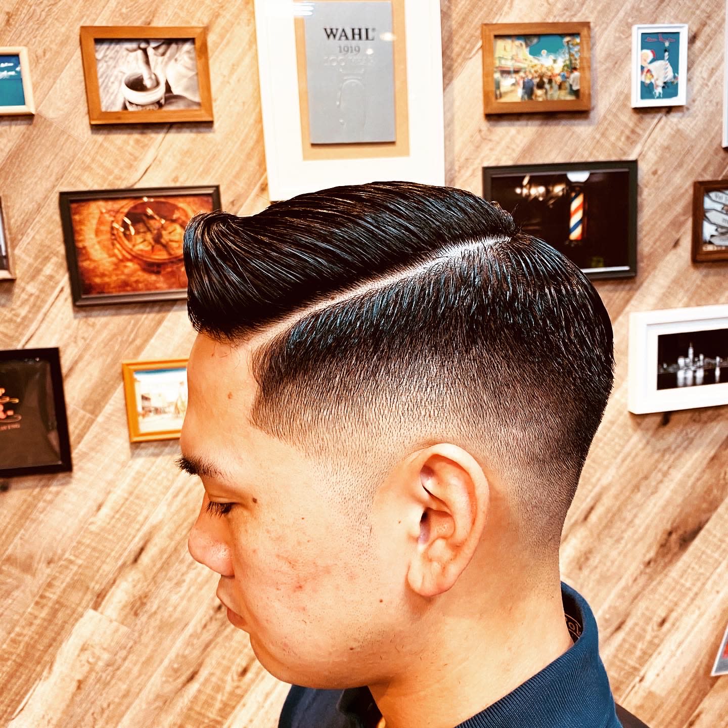 BARBERSHOP NOR品川区（2nd）【バーバーショップノアシナガワク　セカンド】のスタイル紹介。サイドパート/スキンフェード