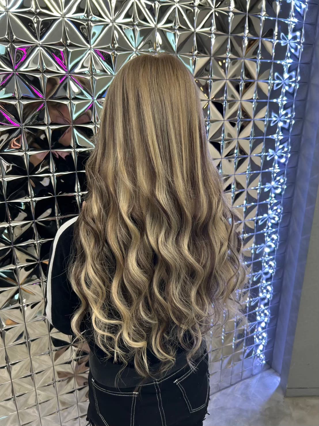 LOVESTASY カラー&シールエクステ専門店 博多店【ラブスタシー カラーアンドシールエクステセンモンテン ハカタテン】のスタイル紹介。LOVESTASY カラー&シールエクステ専門店 博多店