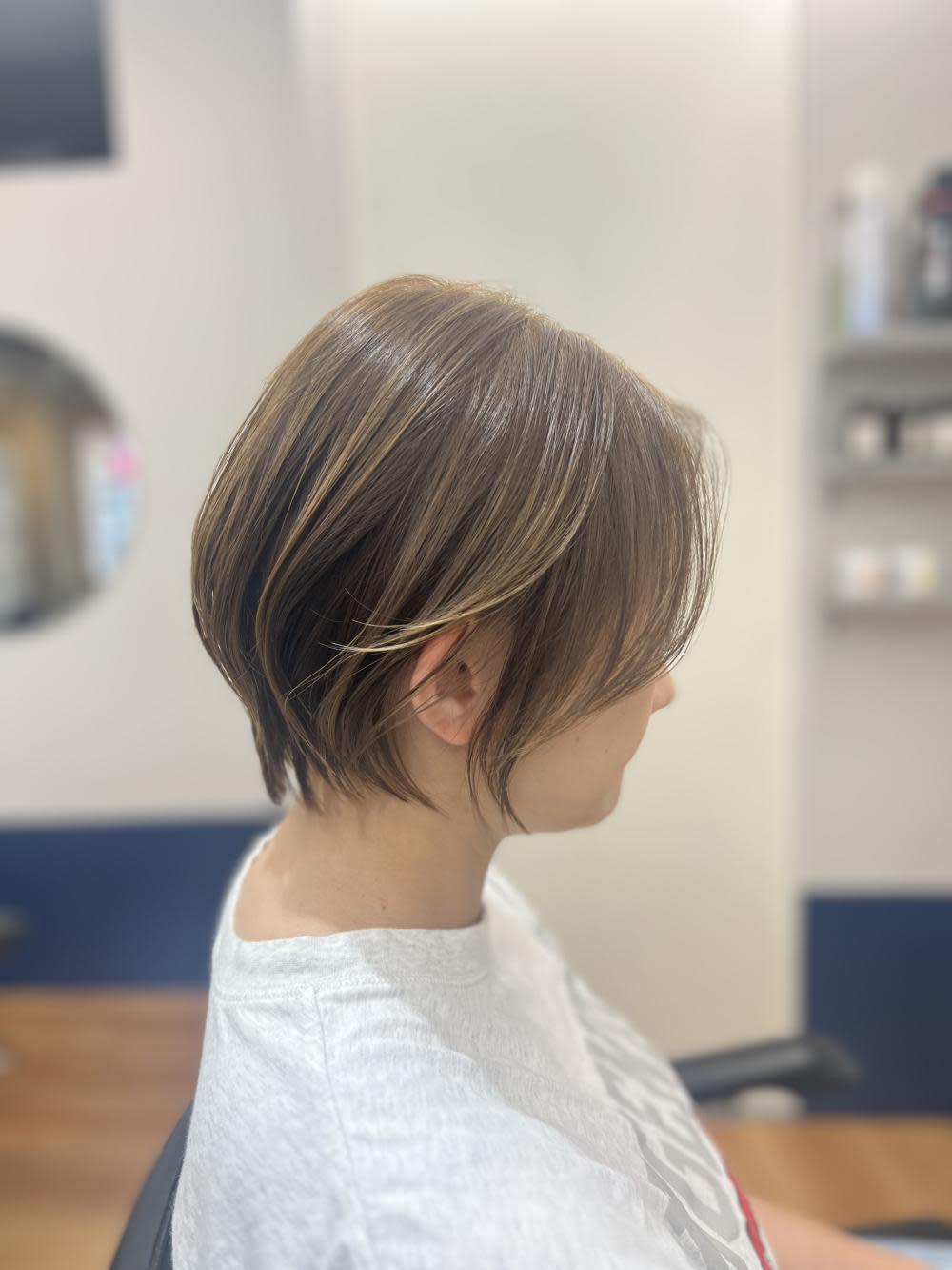 epc by F.U.N 竹ノ塚 髪質改善/ブリーチ/ハイライト【エピックバイファン】【エピックバイファン】のスタイル紹介。ふんわりショート
