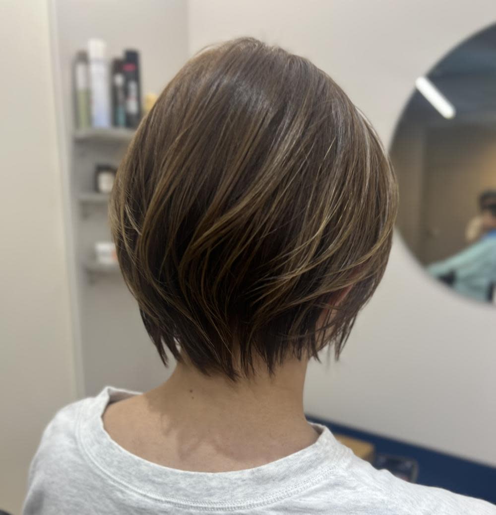 epc by F.U.N 竹ノ塚 髪質改善/ブリーチ/ハイライト【エピックバイファン】【エピックバイファン】のスタイル紹介。くびれショート