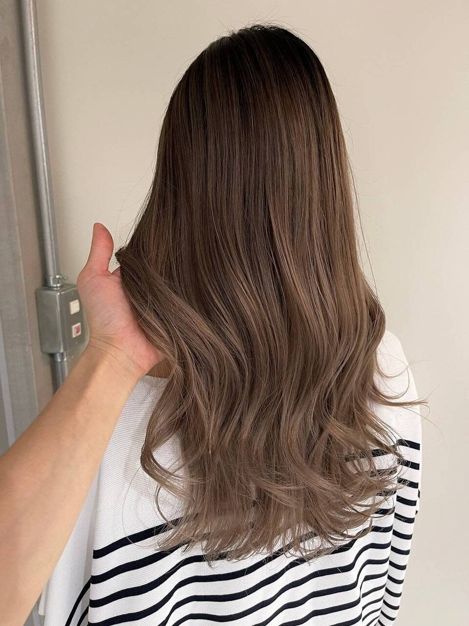 Flora by siesta【フローラ バイ シエスタ】のスタイル紹介。ミルクティーベージュ