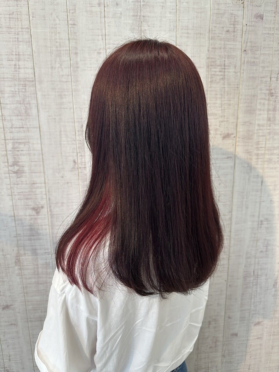 VISAGE【ヴィサージュ】【ヴィサージュ】のスタイル紹介。艶髪レッドカラー