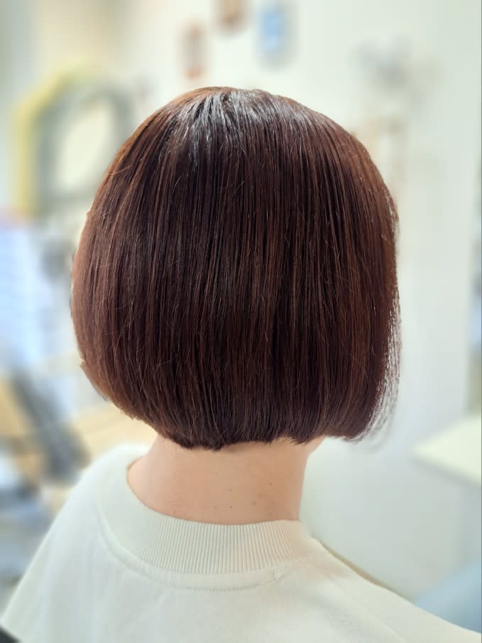 hair designing Zoom【ヘアデザイニングズーム】のスタイル紹介。30代40代50代：ショートボブ