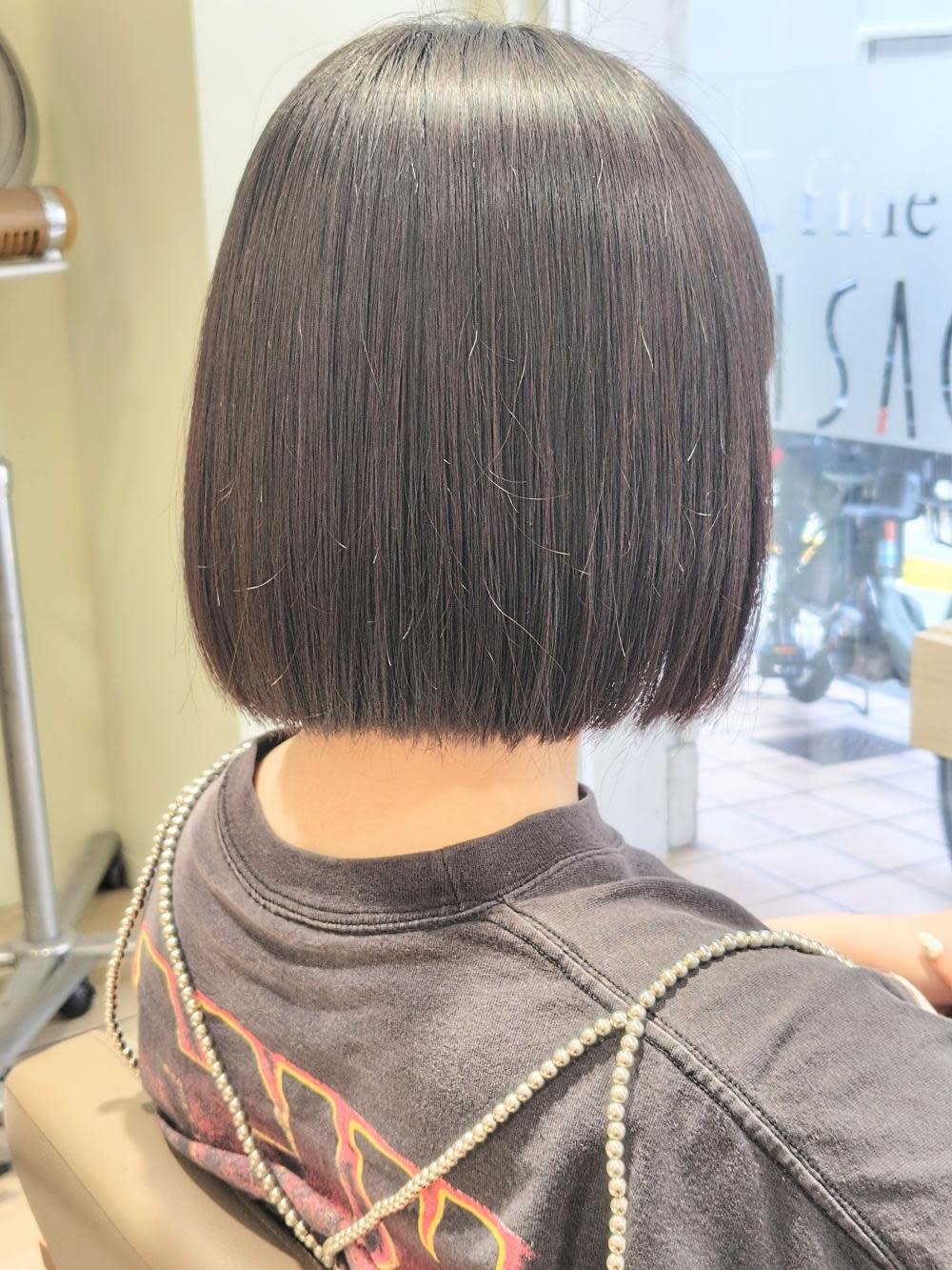 VISAGE fine【ヴィサージュ ファイン】【ヴィサージュ ファイン】のスタイル紹介。ボブ/ミニボブ/切りっぱなし/縮毛矯正