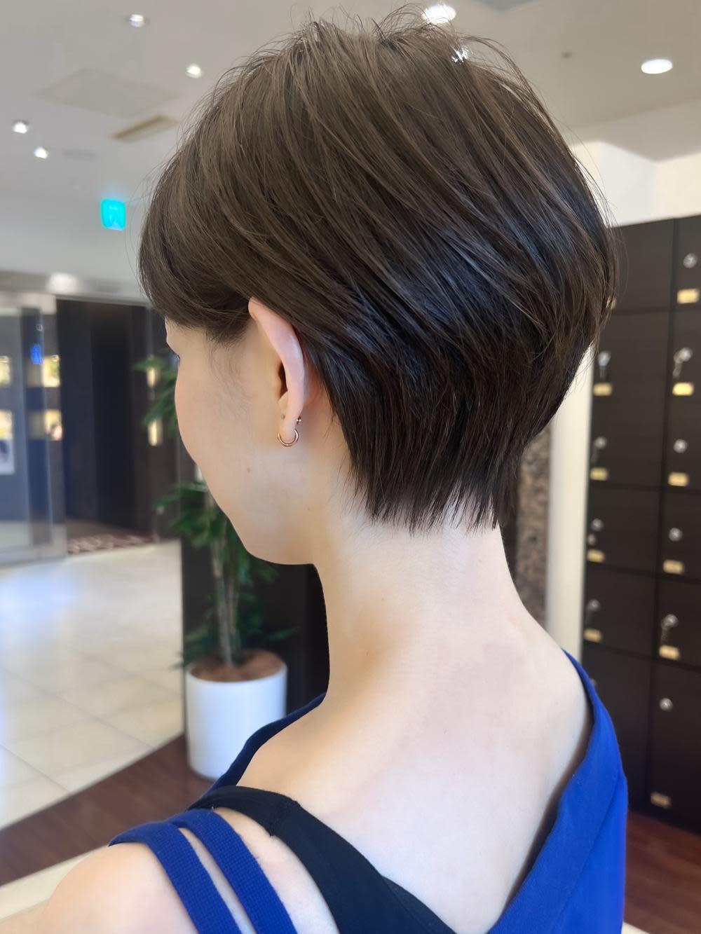 VISAGE GINZA【ヴィサージュ ギンザ】【ヴィサージュ ギンザ】のスタイル紹介。大人上品ハンサムショート