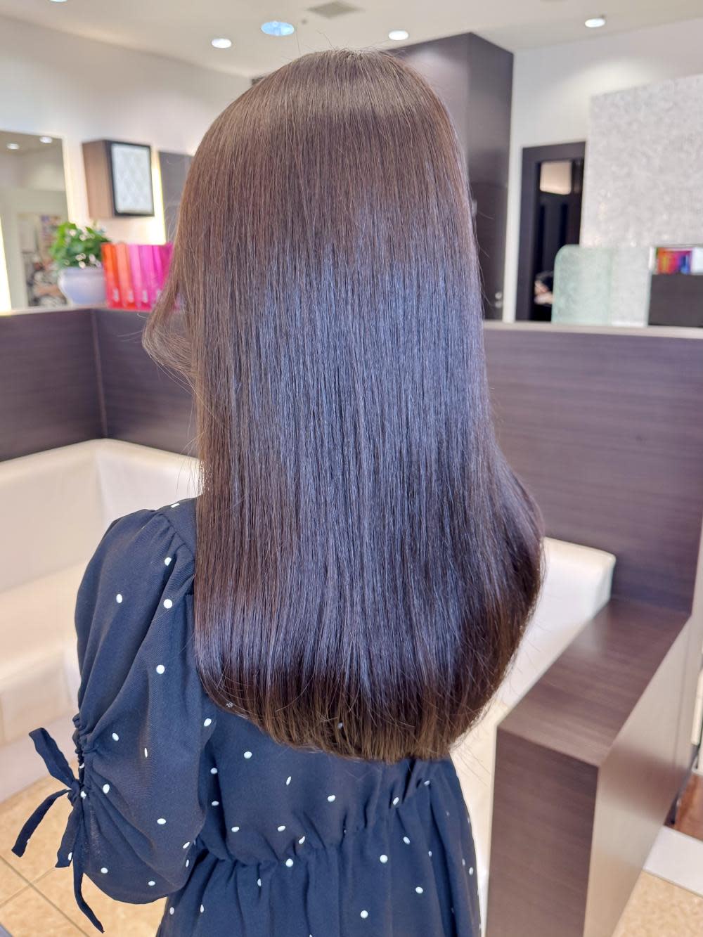 VISAGE GINZA【ヴィサージュ ギンザ】【ヴィサージュ ギンザ】のスタイル紹介。透明感×艶感「ナチュラルアッシュブラウン」