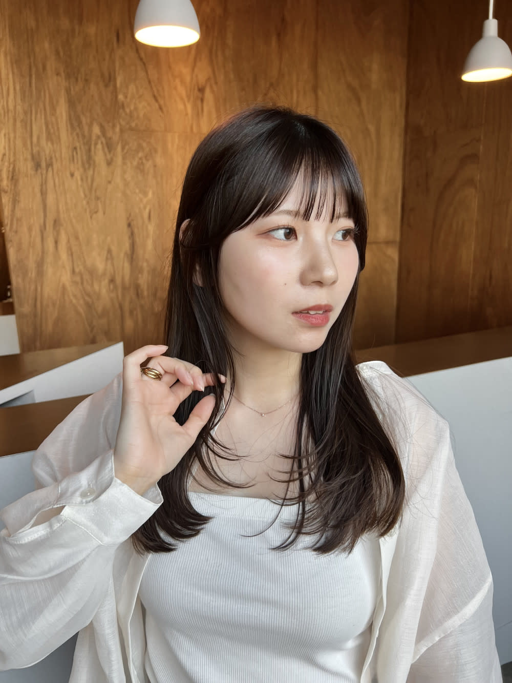 duft.【ドゥフト】のスタイル紹介。ワンカールでかわいいレイヤースタイルと透明感グレージュ