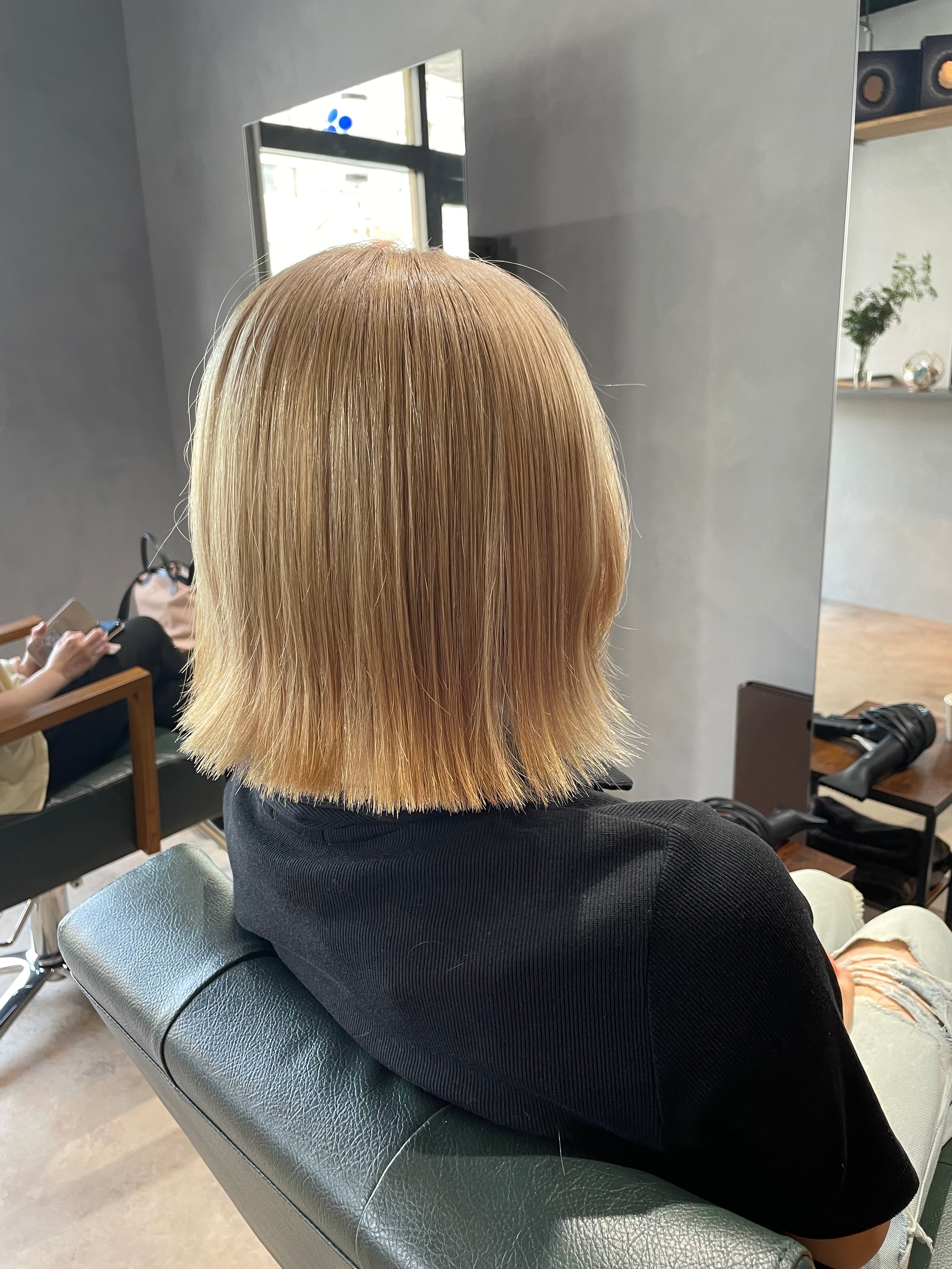 inswer 髪質改善 美地肌 ヘッドスパ 上野【アンサー カミシツカイゼン ビジハダ ヘッドスパ ウエノ】のスタイル紹介。inswer 髪質改善 美地肌 ヘッドスパ 上野×スタイル