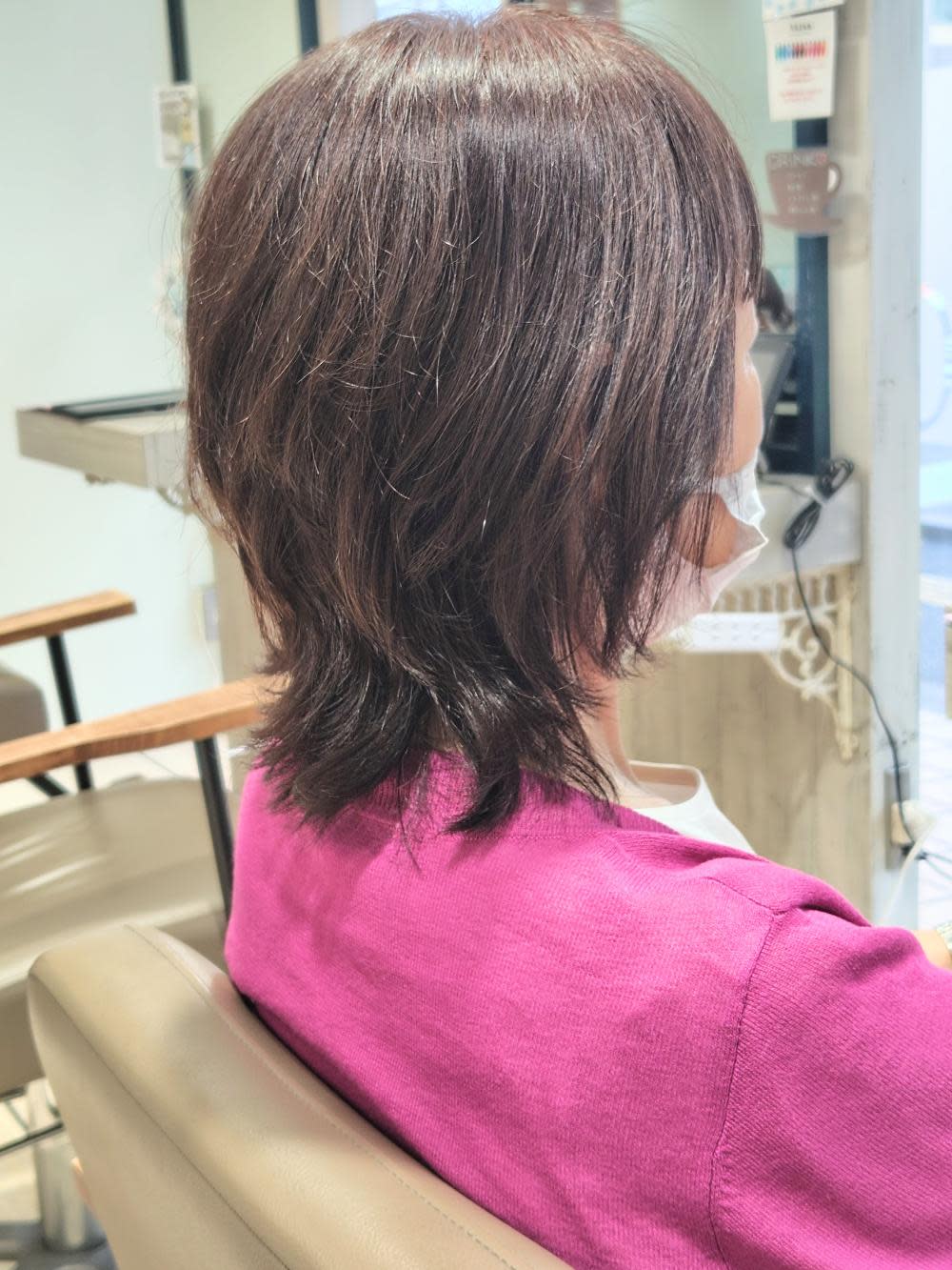 VISAGE fine【ヴィサージュ ファイン】【ヴィサージュ ファイン】のスタイル紹介。ウルフ ミディアムレイヤー ミセス