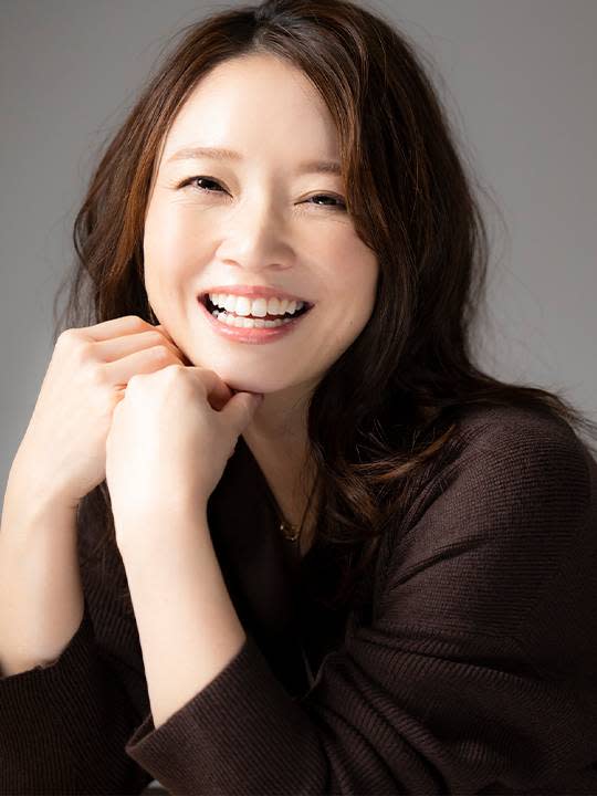 Elsa hair&make【エルザ　ヘアアンドメイク】のスタイル紹介。ナチュラルレイヤー