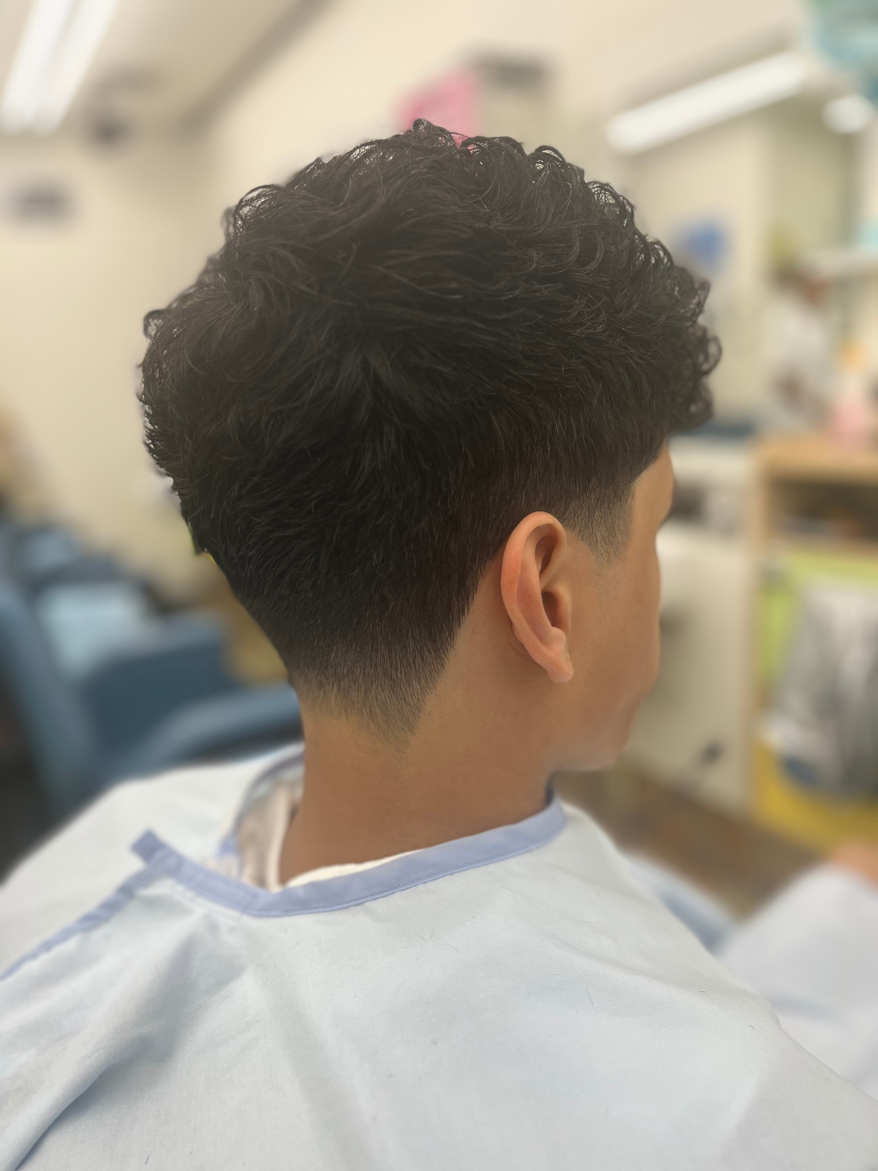 ロイヤル理容【ロイヤルリヨウ】のスタイル紹介。ロイヤル理容×スタイル