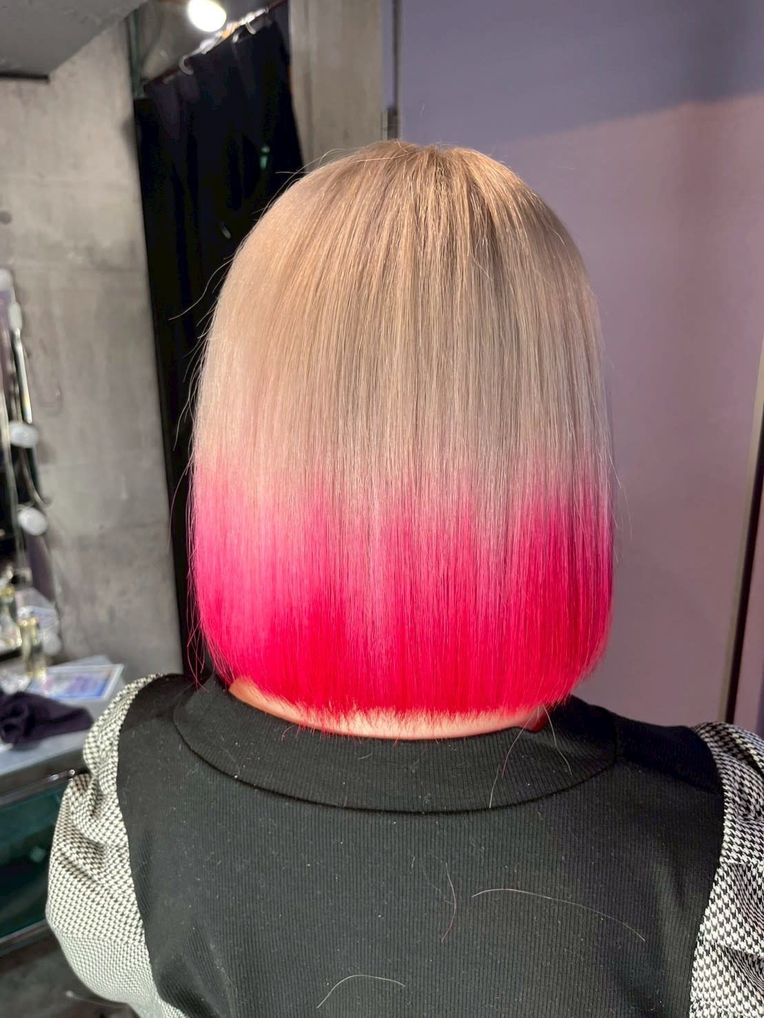 Re.(by INK.) 渋谷 ハイトーン/ウルフカット/デザインカラー/髪質改善【アールイーバイインク シブヤ ハイトーンウルフカットデザインカラーカミシツカイゼン】のスタイル紹介。Re.(by INK.) 渋谷×スタイル