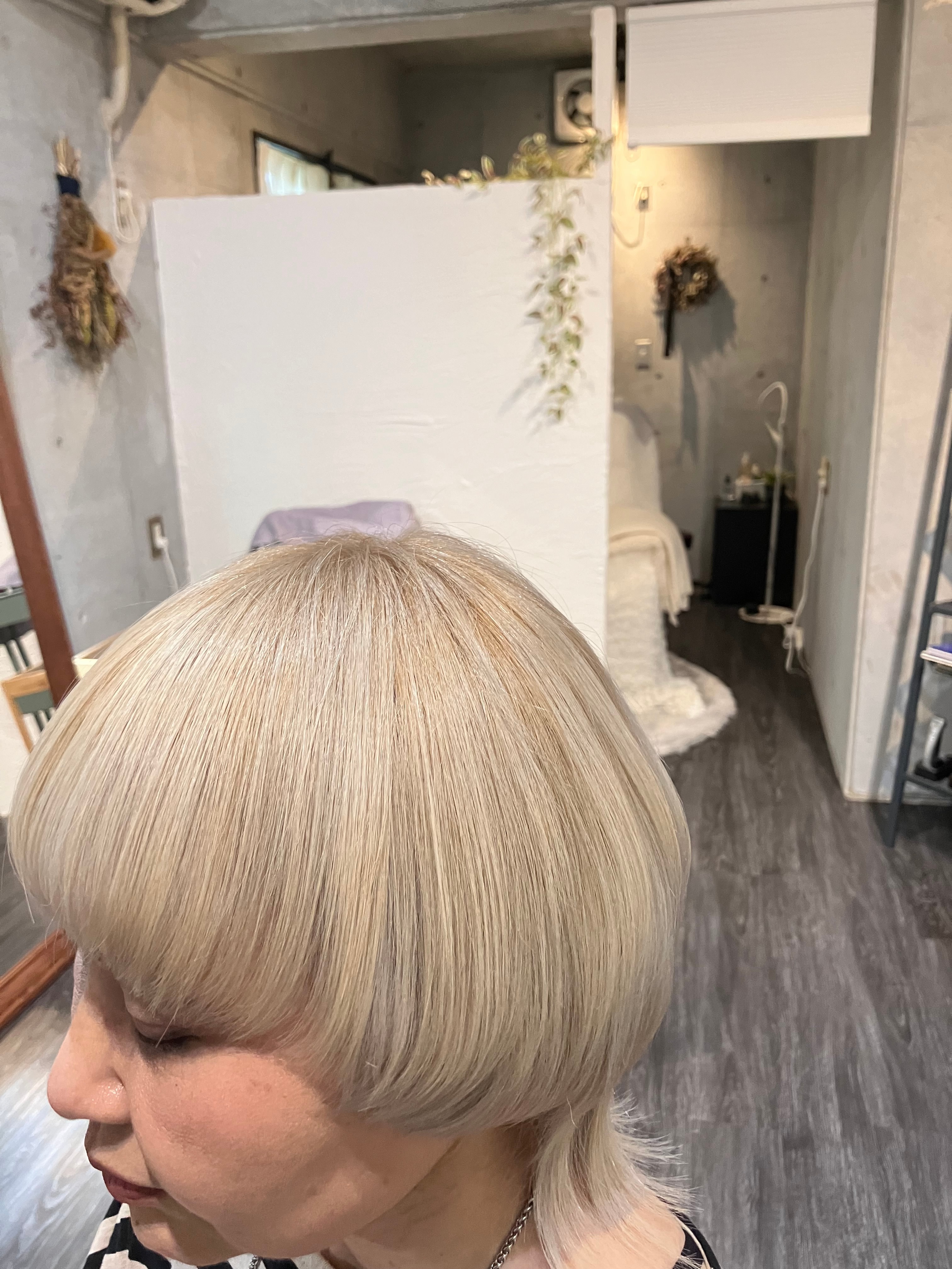 vi camino hair&eyelash【ヴィ カミノ ヘアアンドアイラッシュ】のスタイル紹介。マッシュウルフ