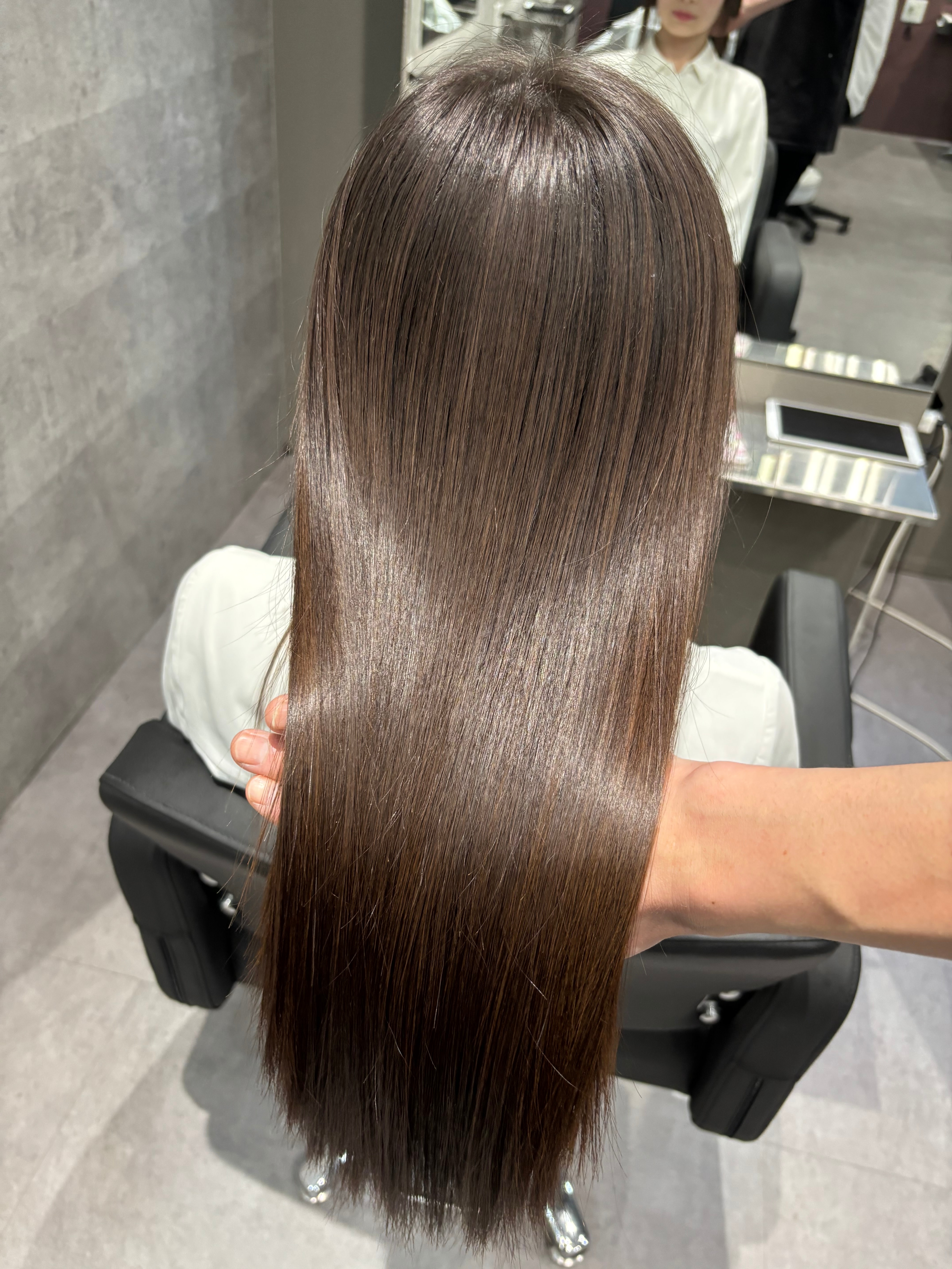 髪質改善 modern made 四条烏丸【モダンメイド】【カミシツカイゼンモダンメイドシジョウカラスマ】のスタイル紹介。髪質改善 modern made 四条烏丸【モダンメイド】