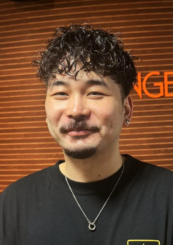 メンズサロン growth別府店【メンズサロングロウ】 メンズカット/メンズパーマ/眉毛【メンズサロン グロウ ベフテン メンズサロングロウ メンズカット メンズパーマ マユゲ】のスタイル紹介。ナチュラル×スペインカール