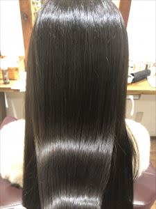 hair room motena 日暮里店【ヘアールームモテナニッポリテン】のスタイル紹介。なめらか艶髪ケア　【日暮里美容室】