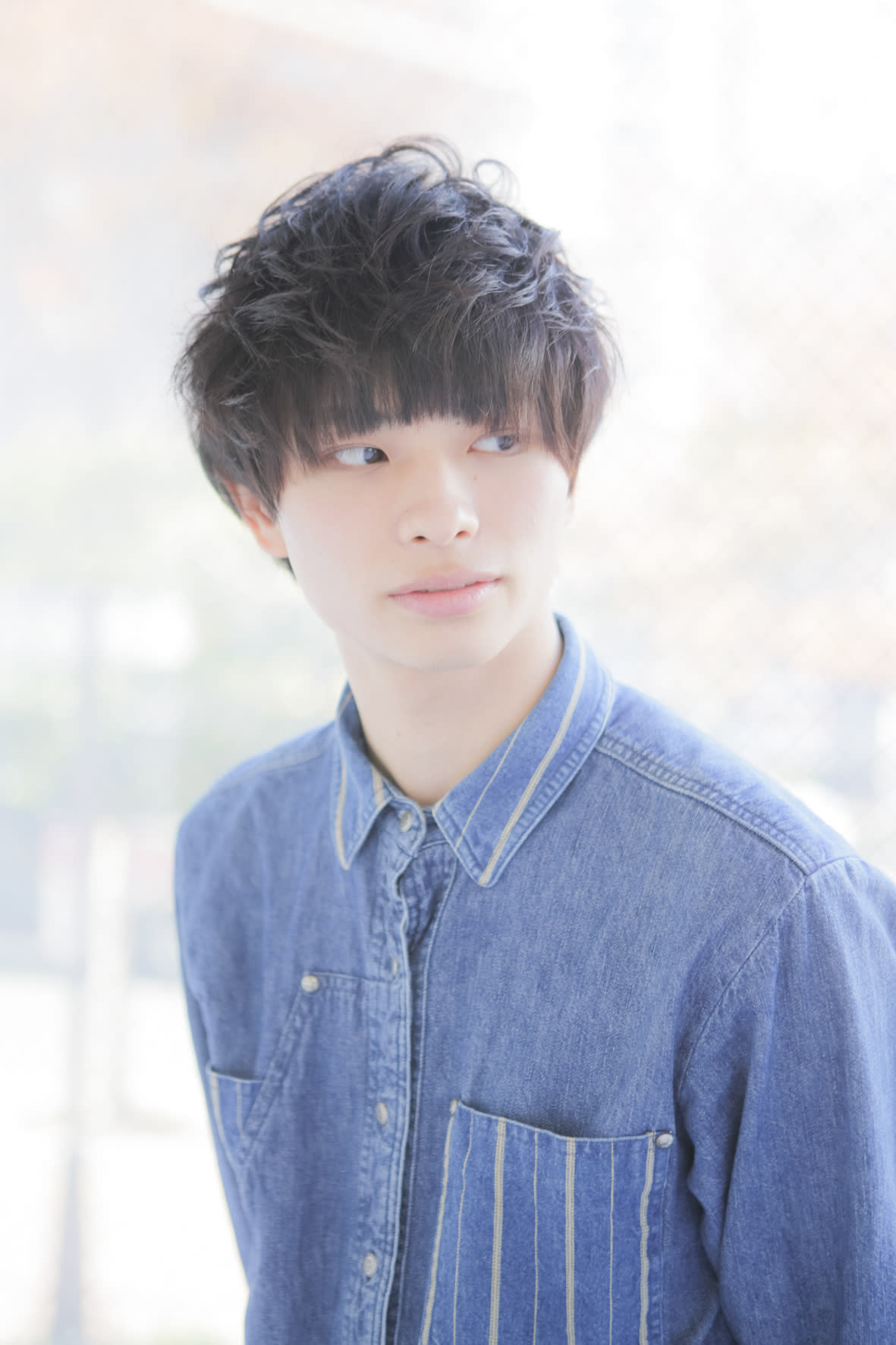 hair detail BOWTIE【ヘアディテールボウタイ】のスタイル紹介。甘め前髪束間マッシュ