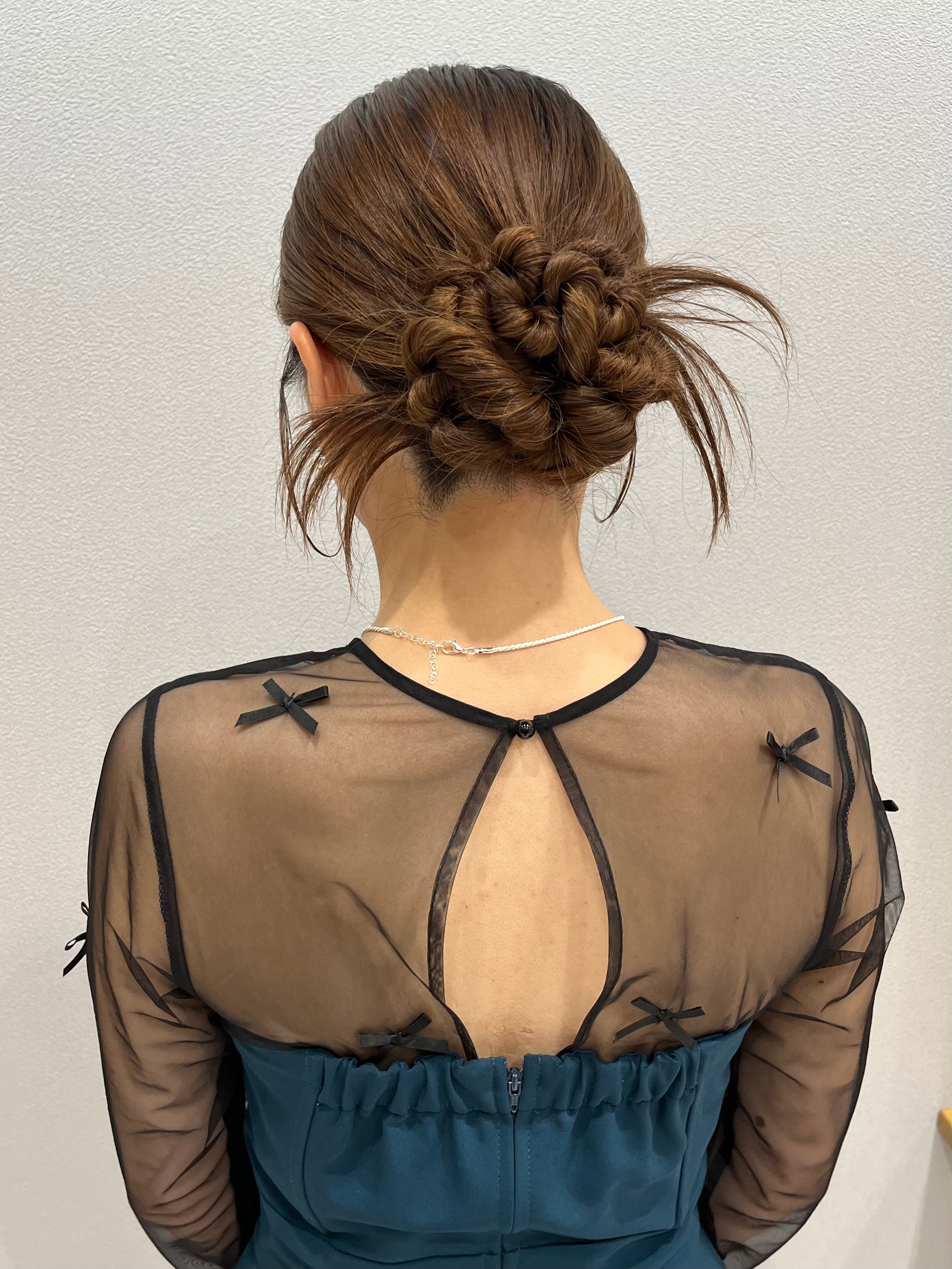 AUTHEN.HAIR【オーセンヘアー】のスタイル紹介。お呼ばれセット◎ 特殊カチモリヘア