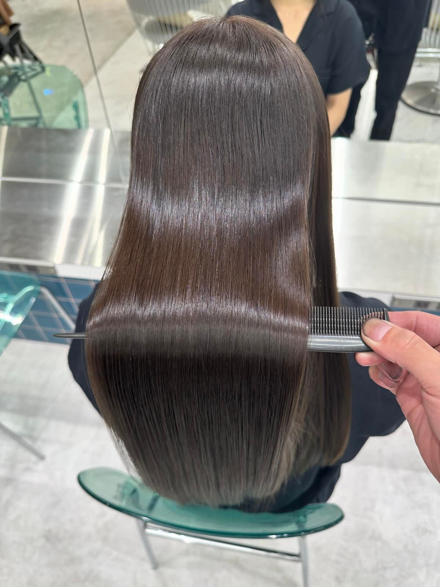 Lond luce 心斎橋【ロンドルーチェ シンサイバシ】のスタイル紹介。Lond luce髪質改善縮毛矯正