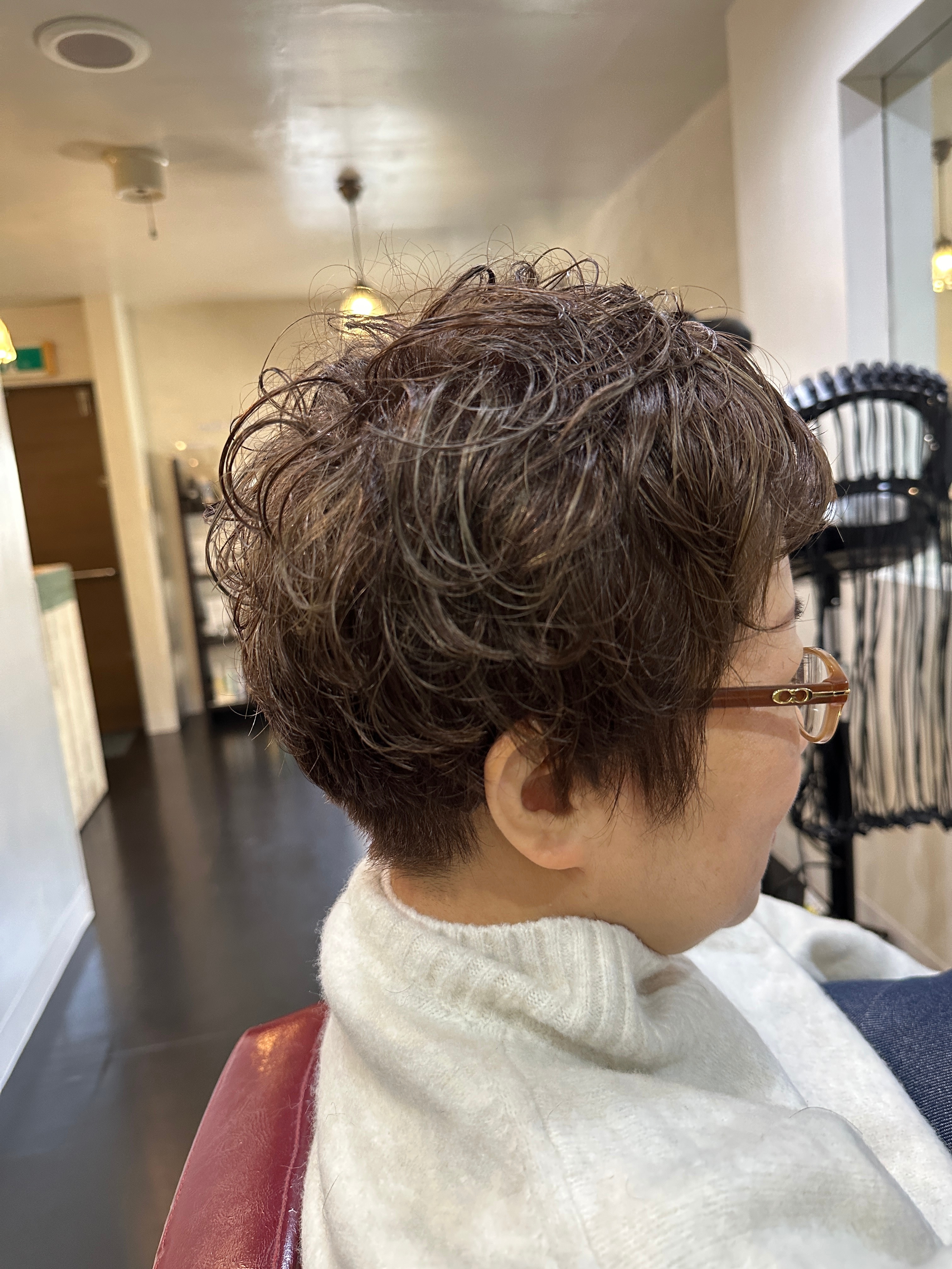 nico hair【ニコ ヘアー】のスタイル紹介。ショートのカラー＆パーマスタイル