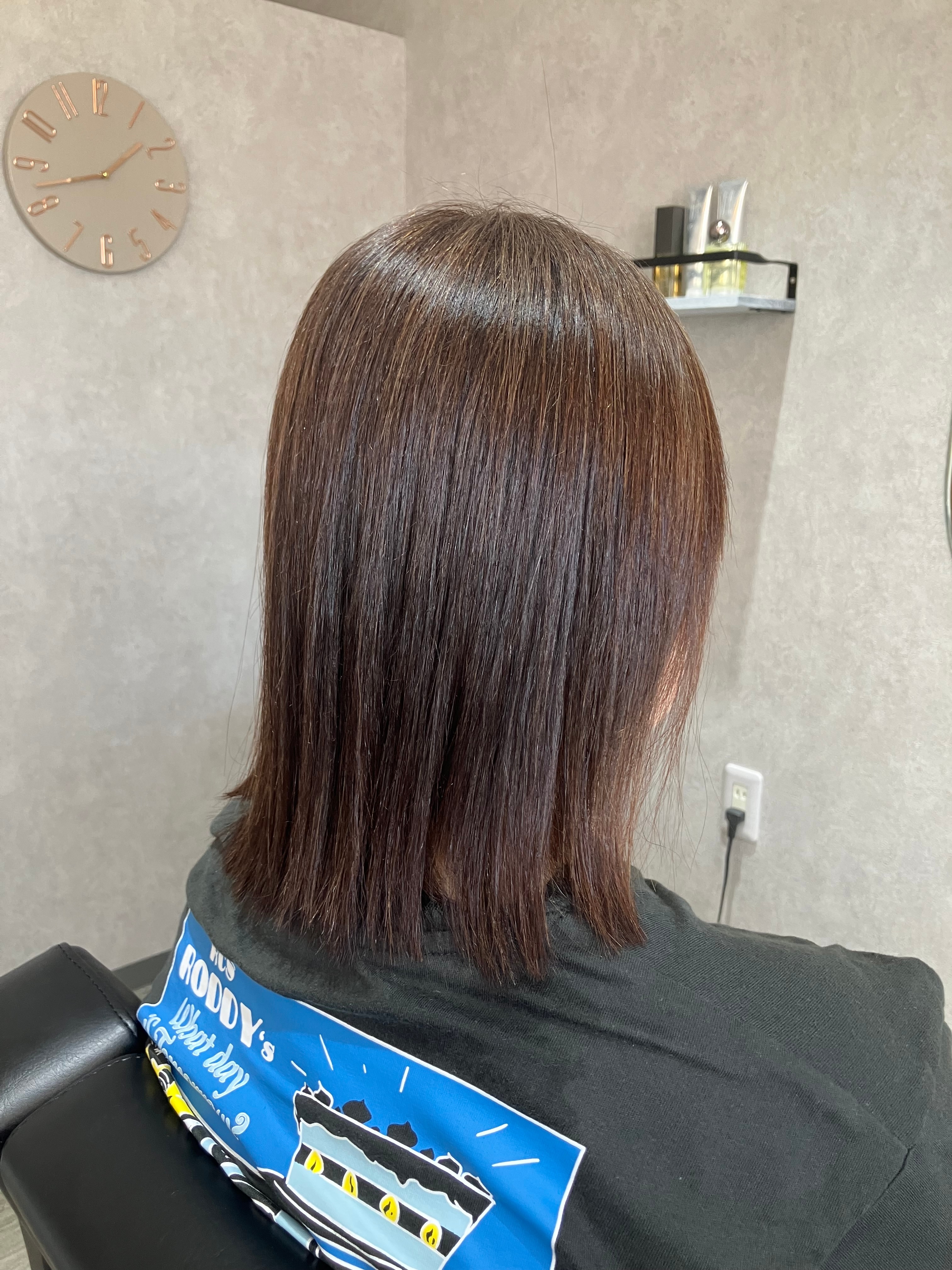 SenN hair＋eye【セン ヘアプラスアイ】のスタイル紹介。柔らか質感♪ストレート